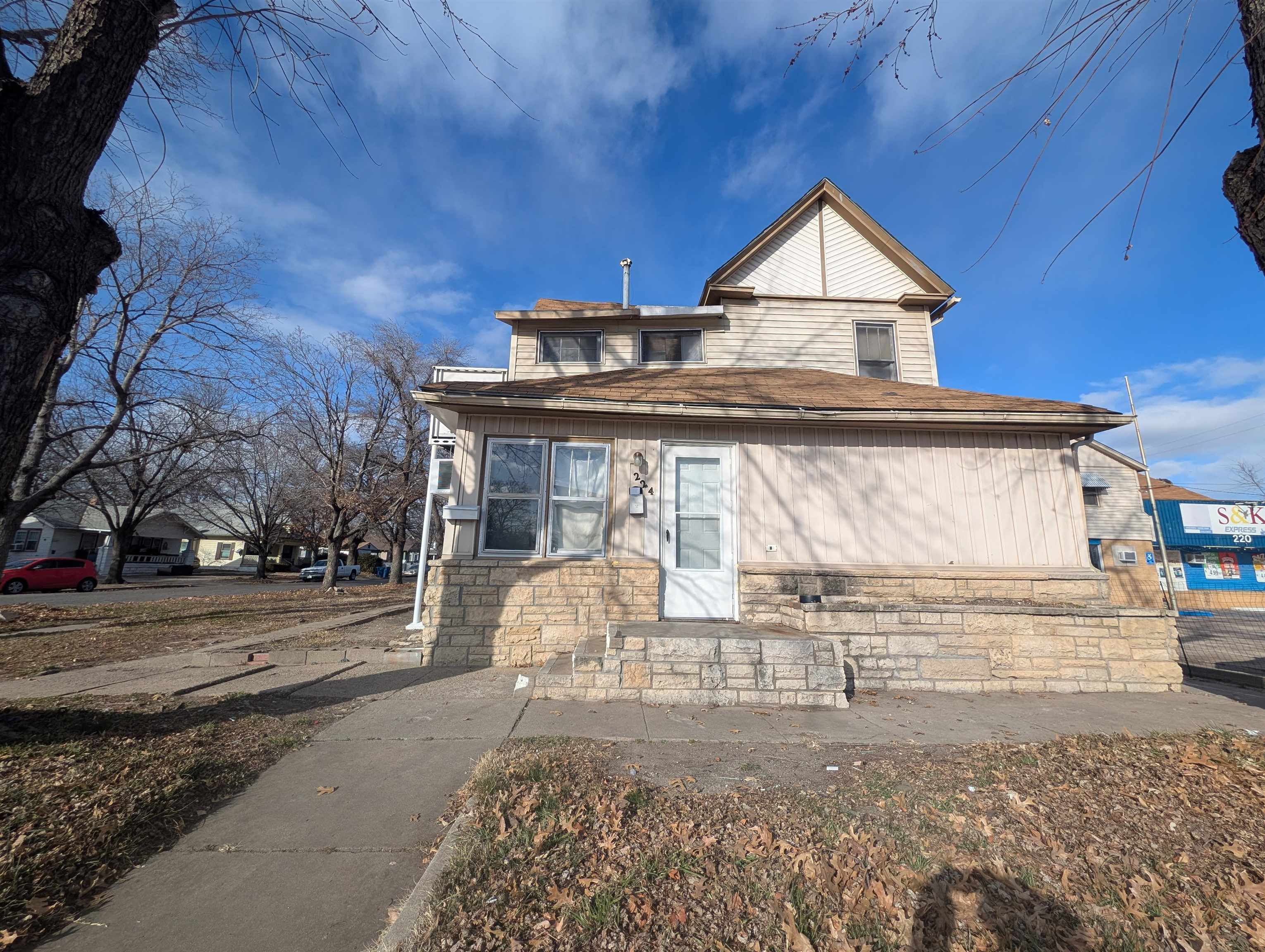 main property photo 1