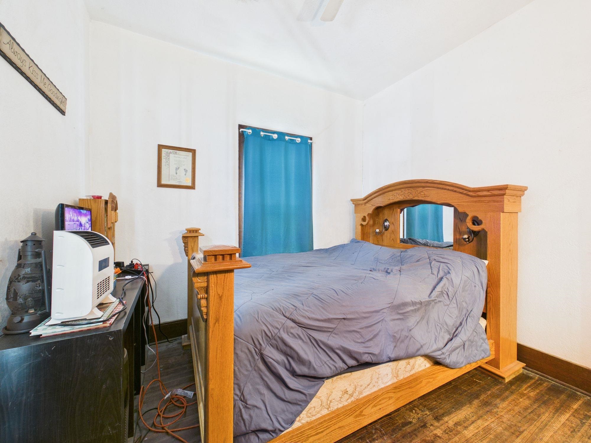 main property photo 7