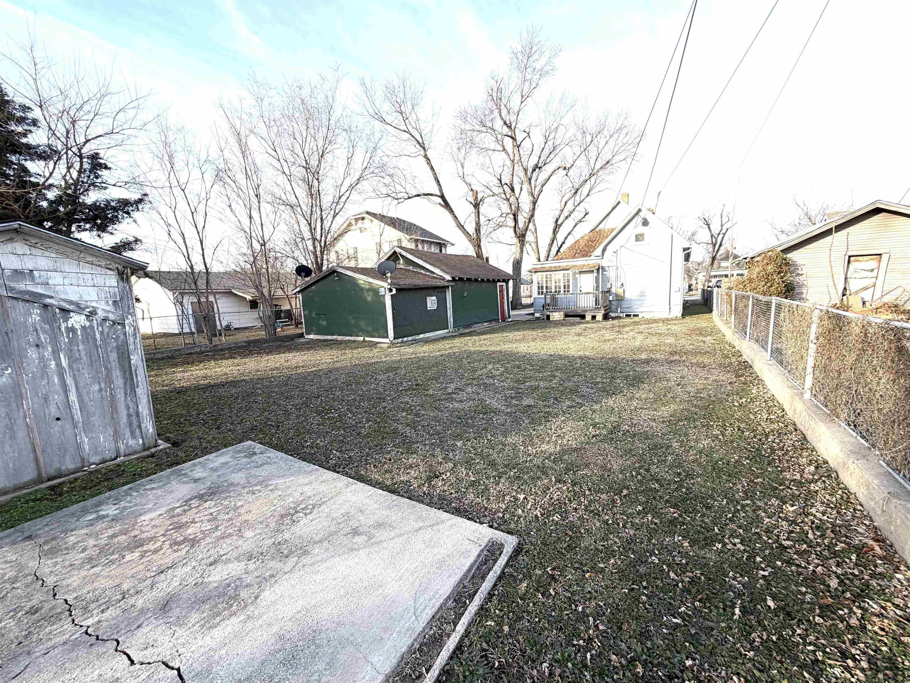 main property photo 23