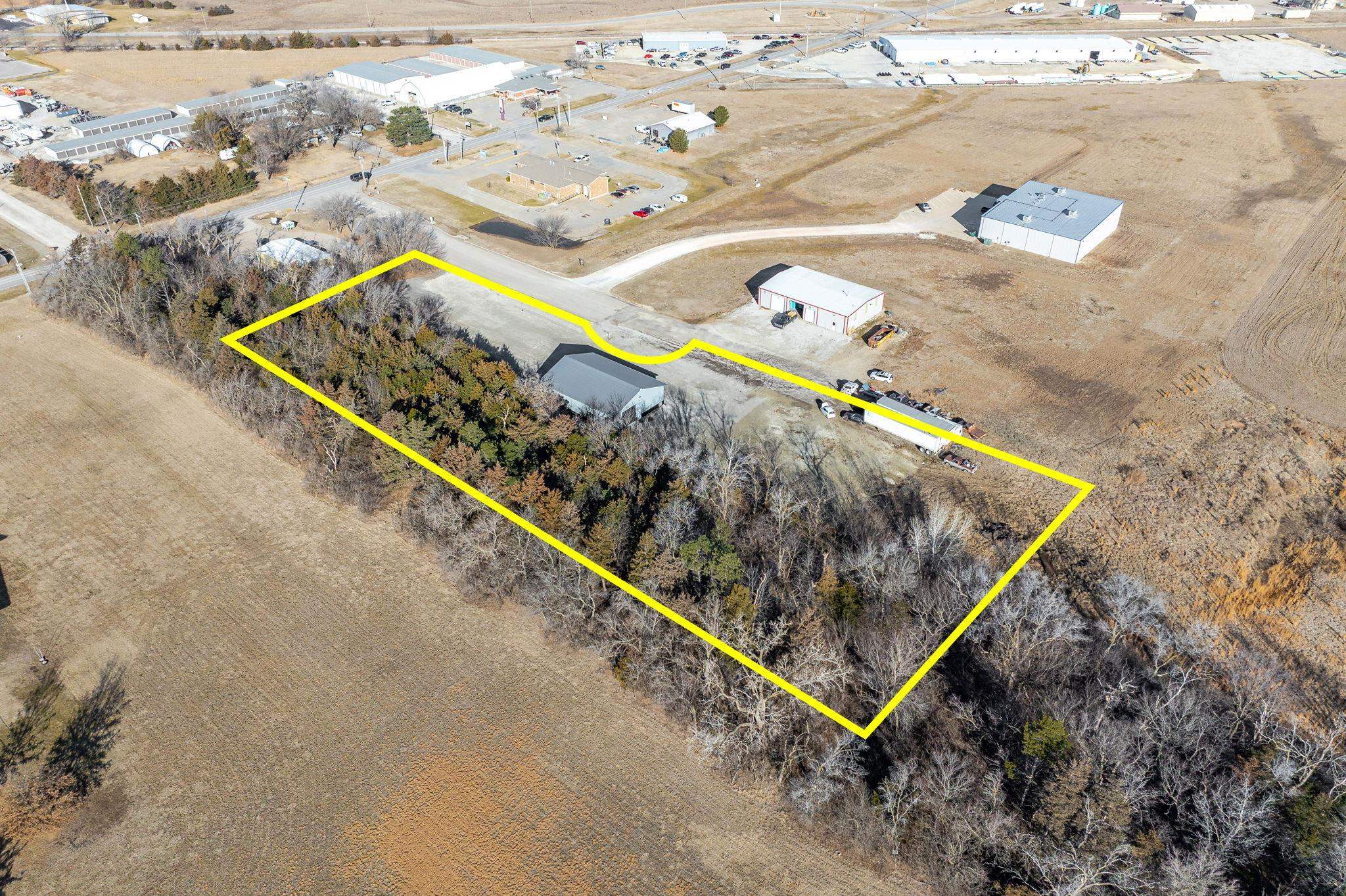 main property photo 21