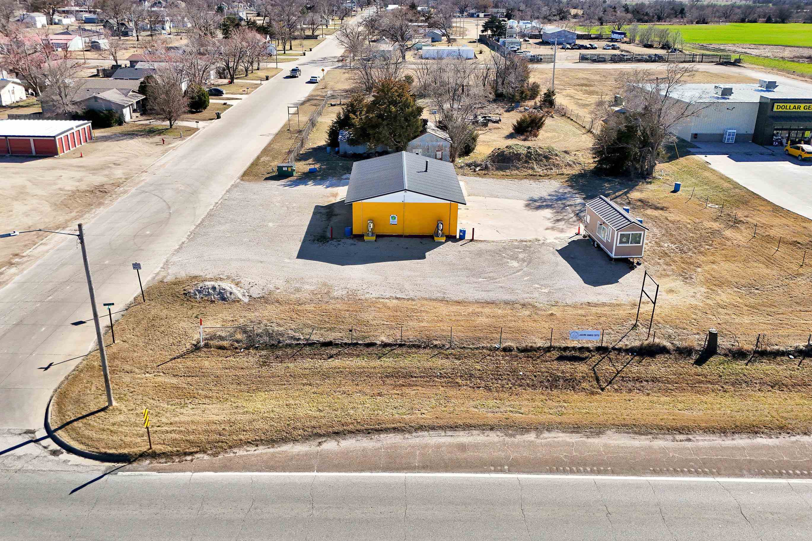 main property photo 24