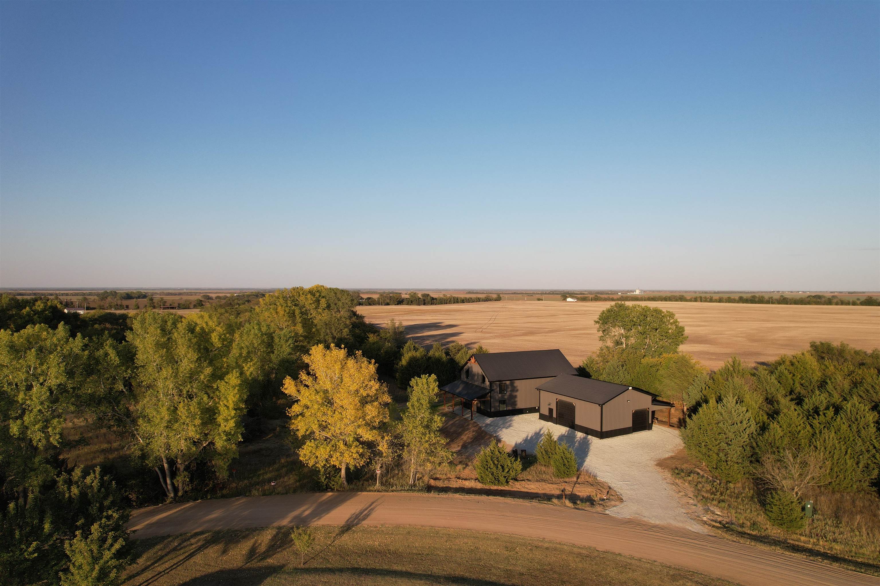 main property photo 21