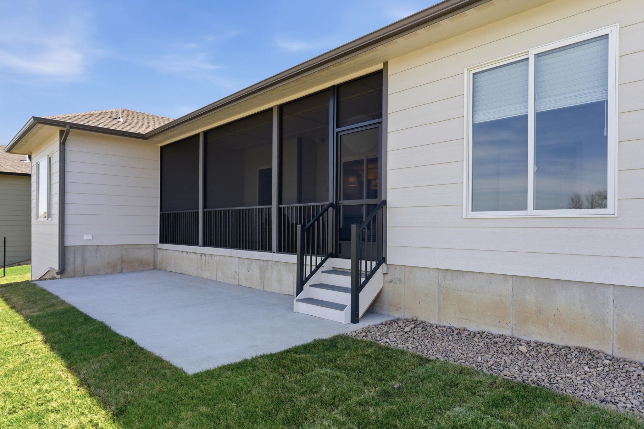 main property photo 23
