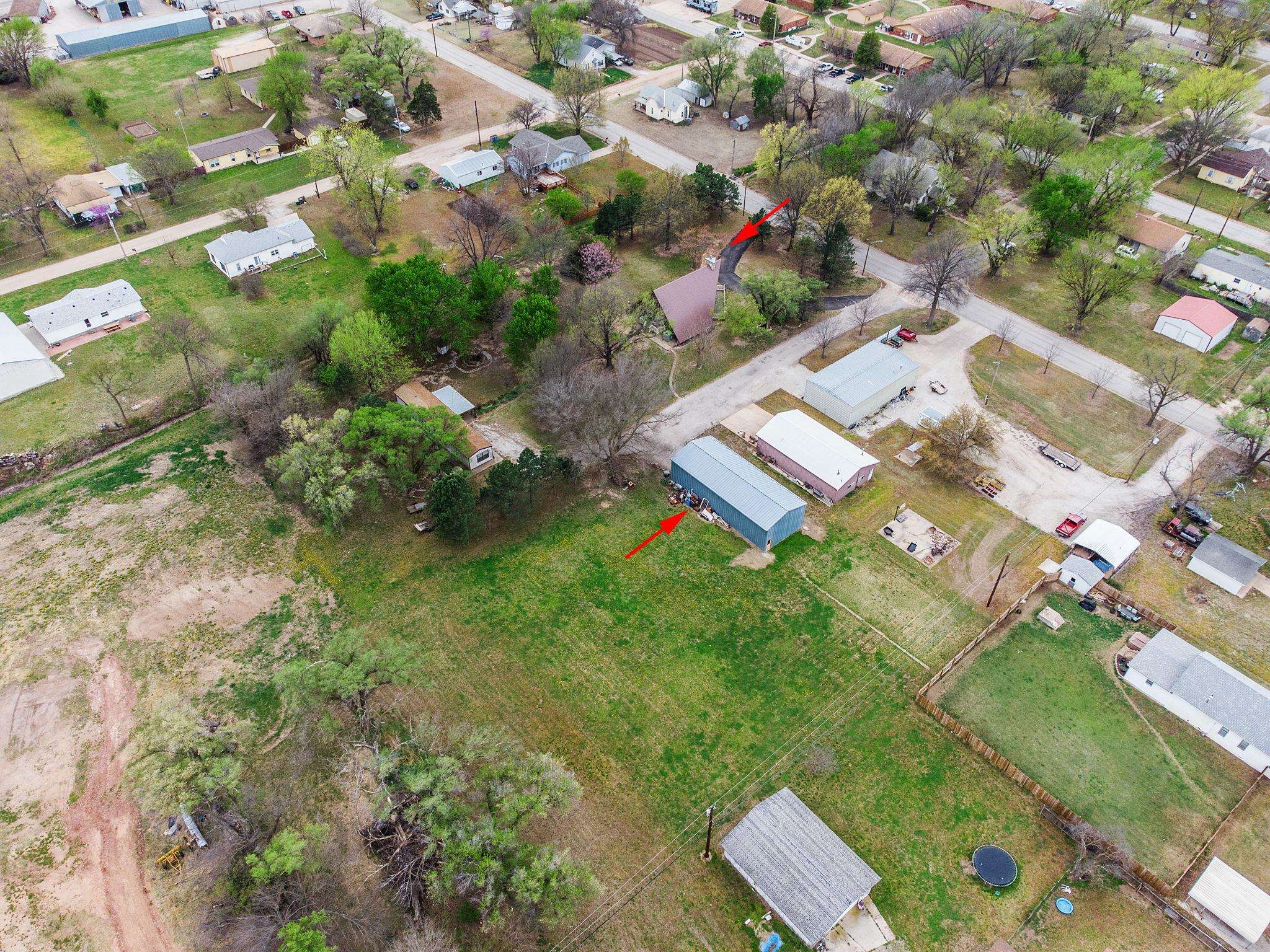 main property photo 32