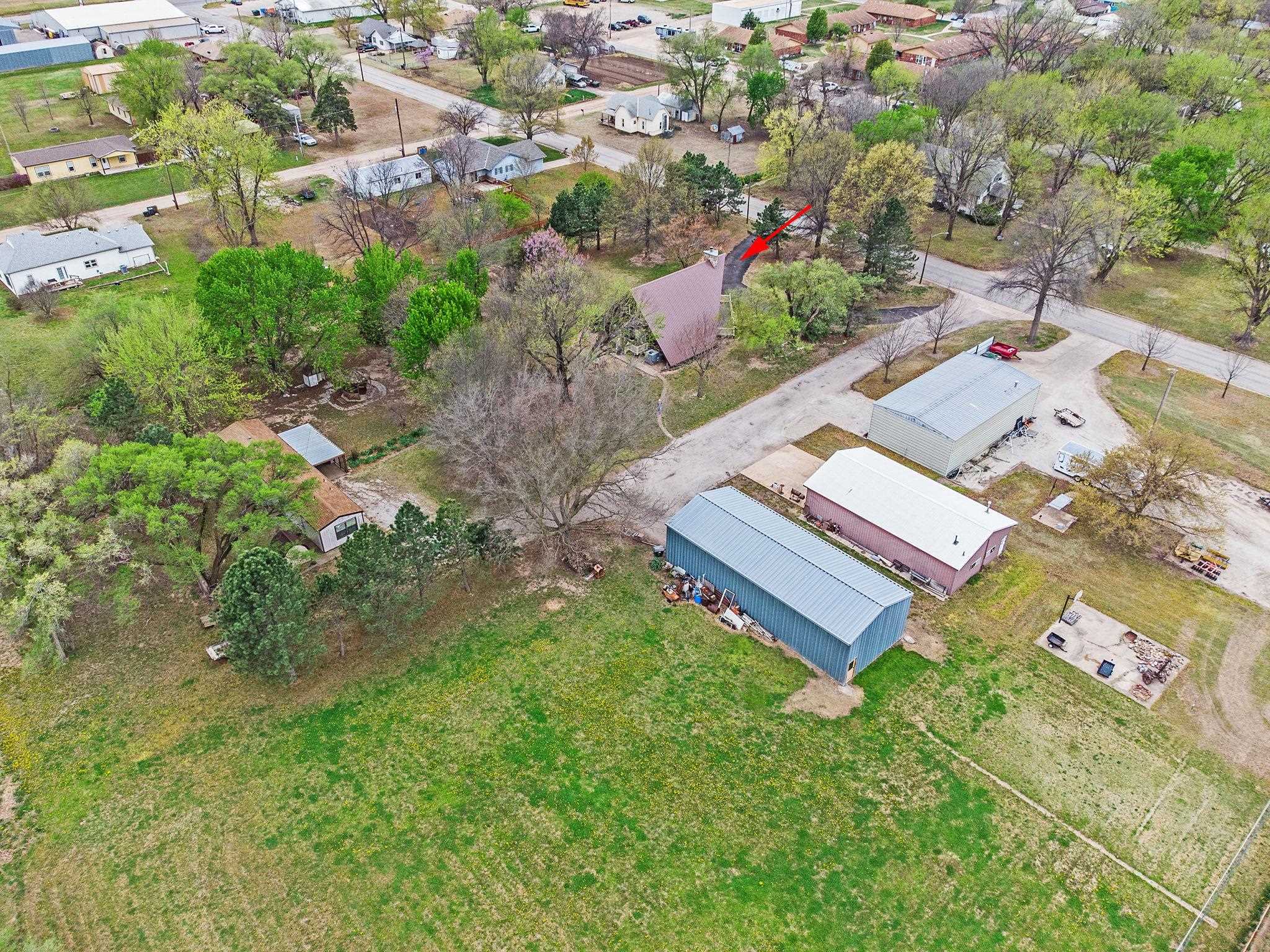main property photo 34