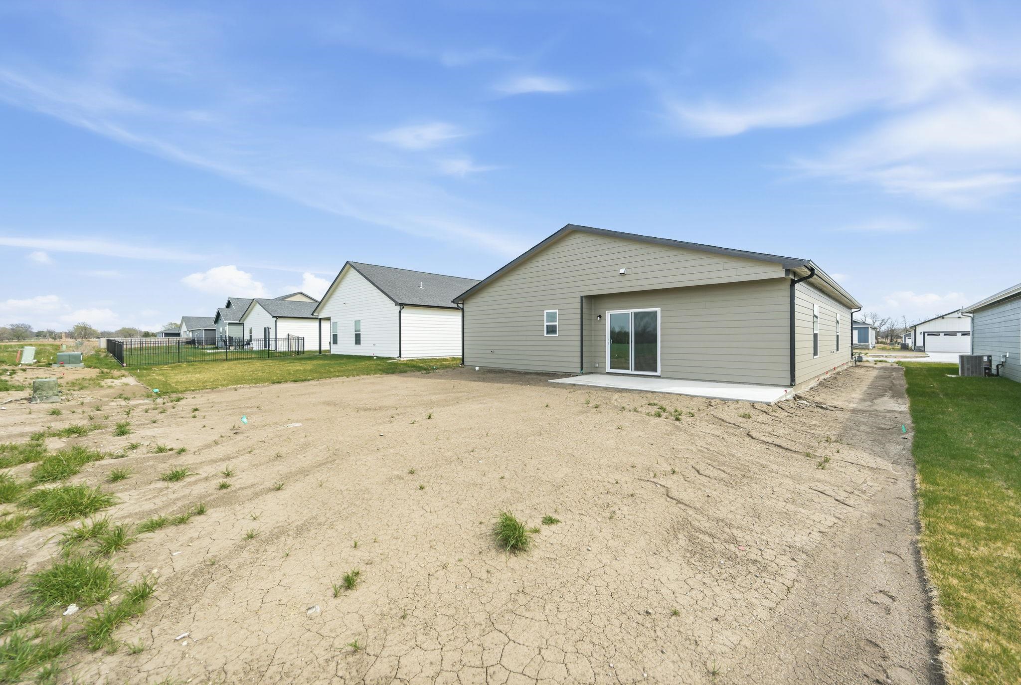 main property photo 27