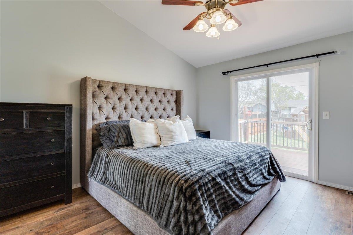 property viewer photo 15
