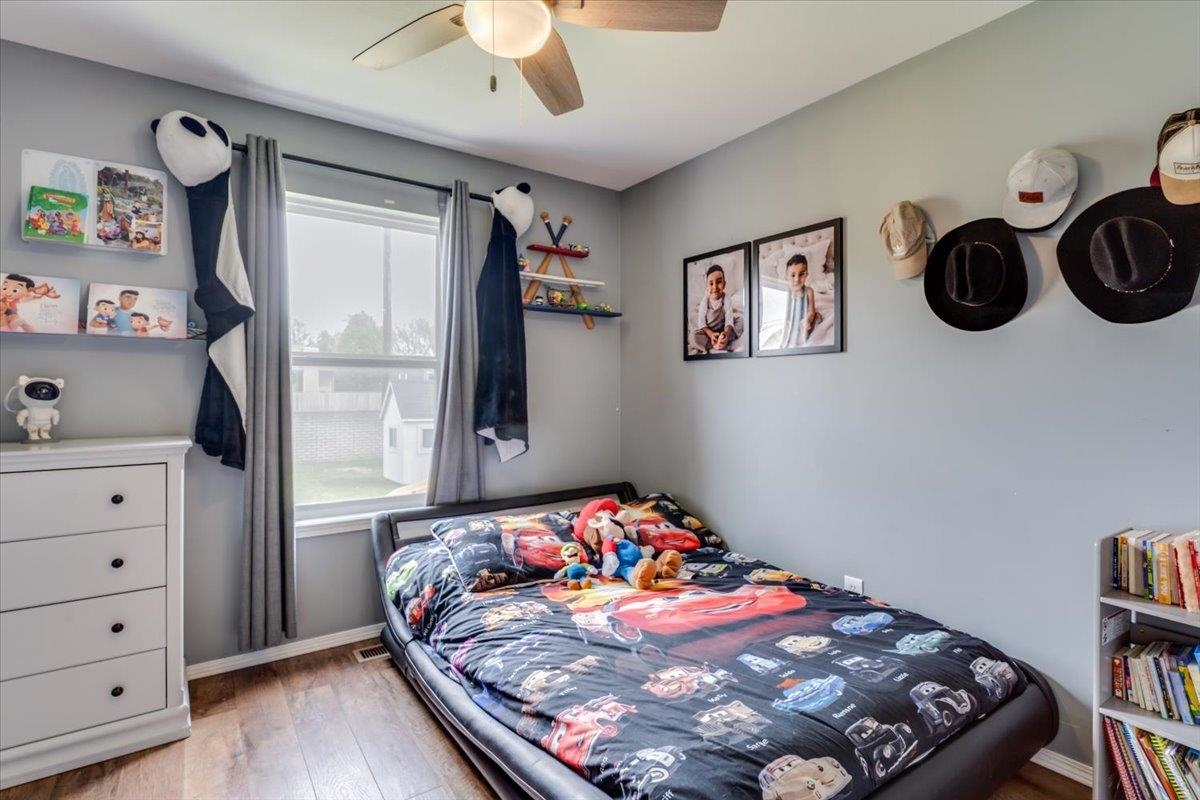 property viewer photo 18