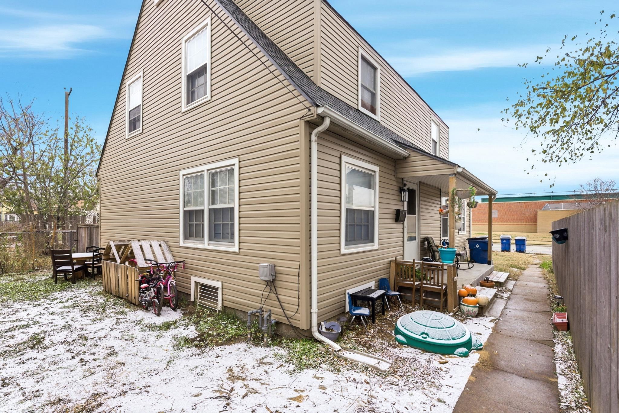 main property photo 15