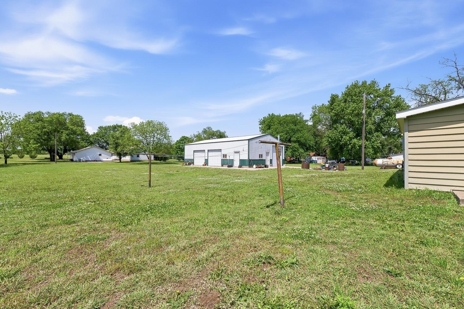 main property photo 26