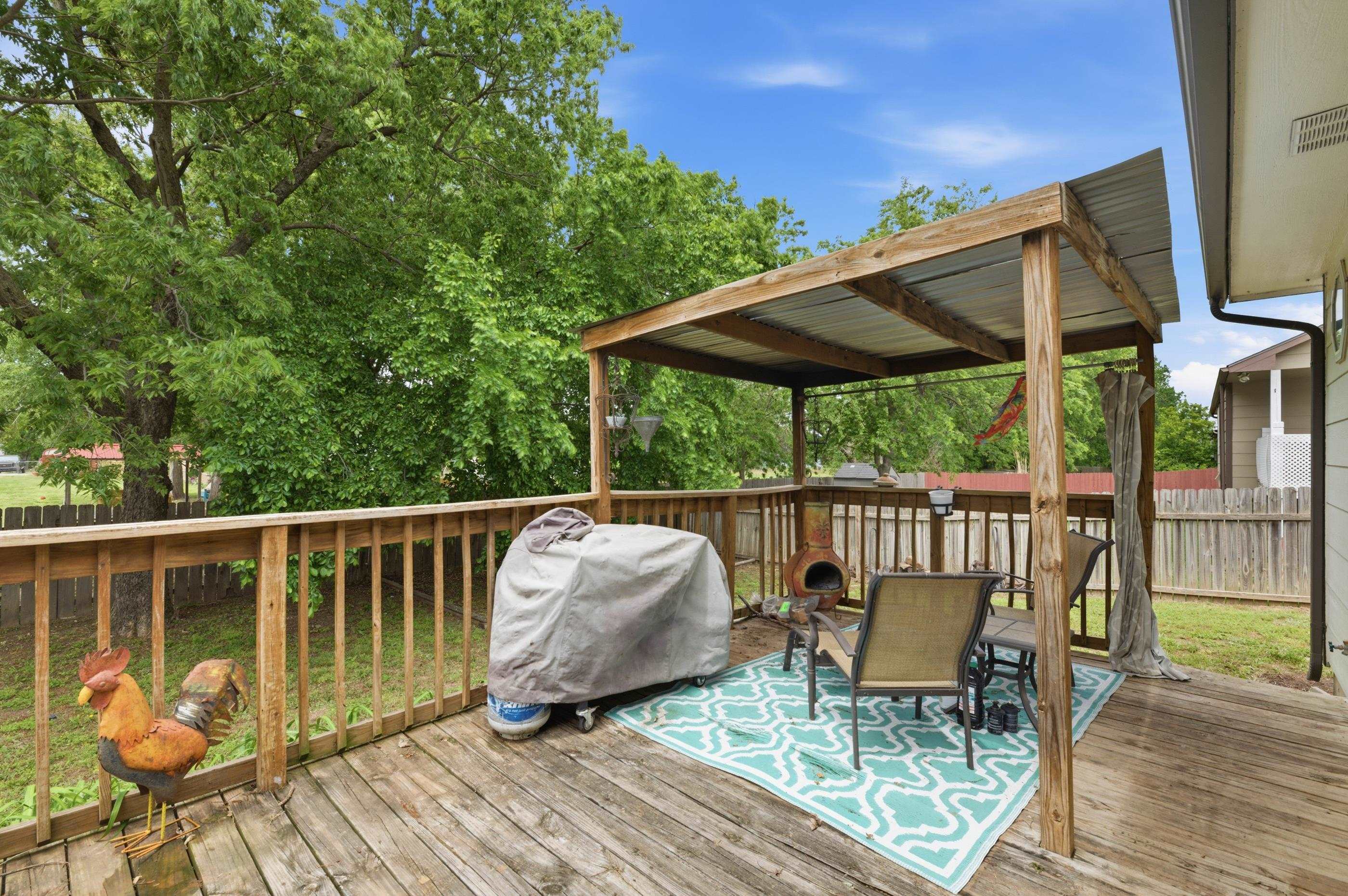 main property photo 16