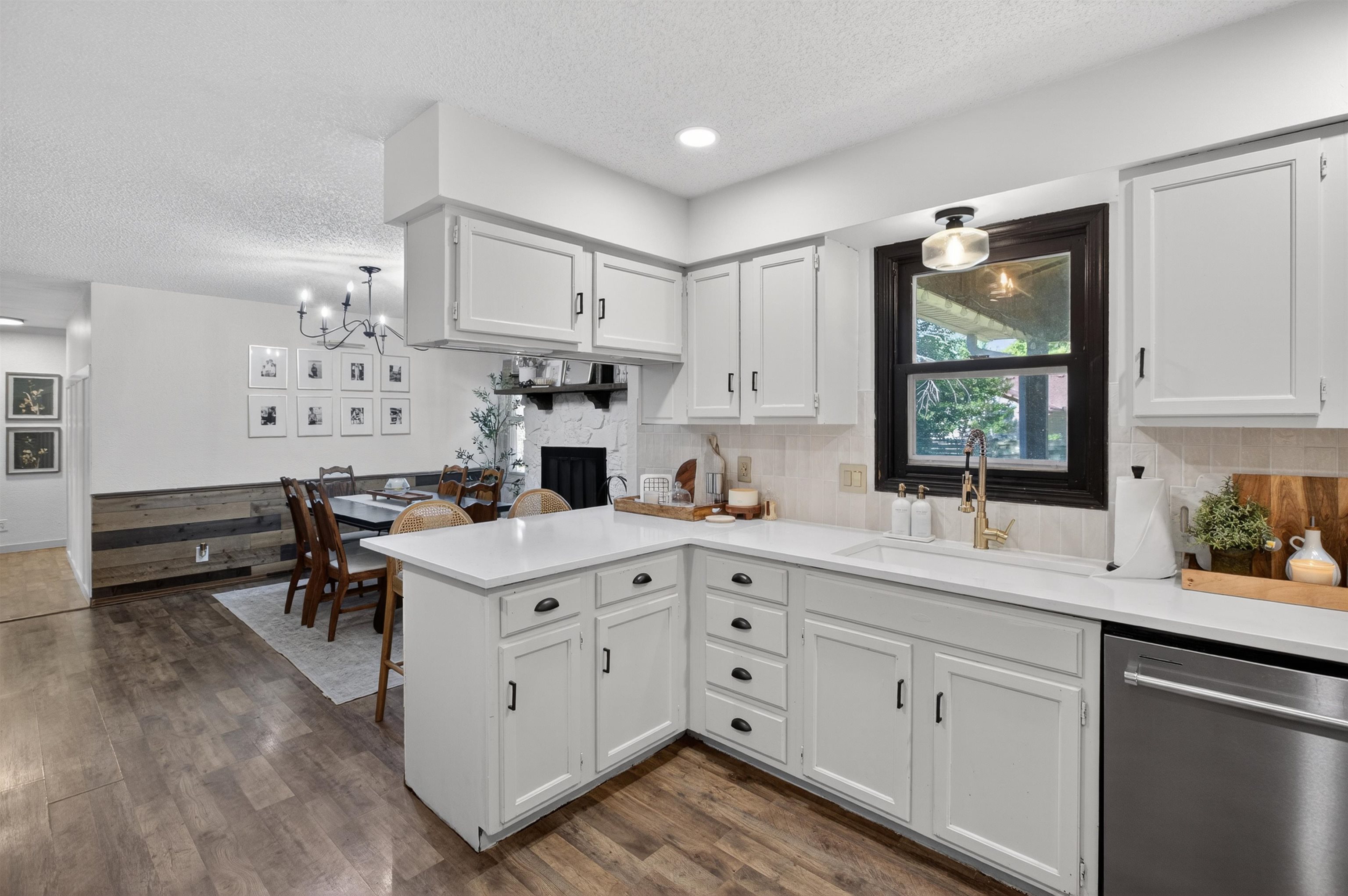 property viewer photo 16