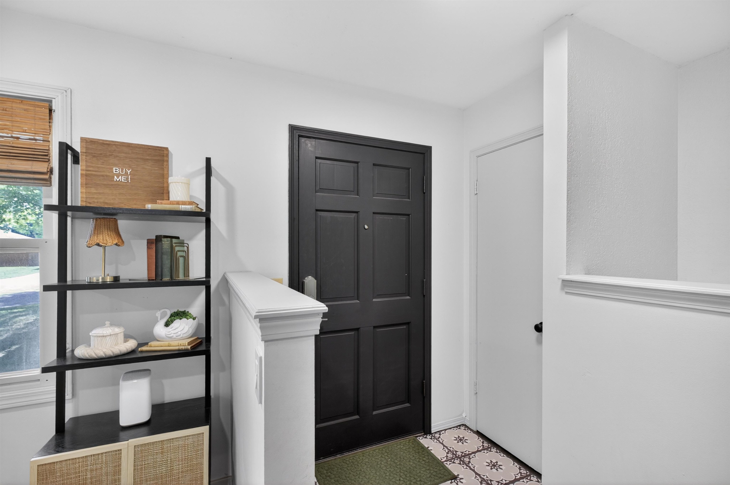 property viewer photo 4