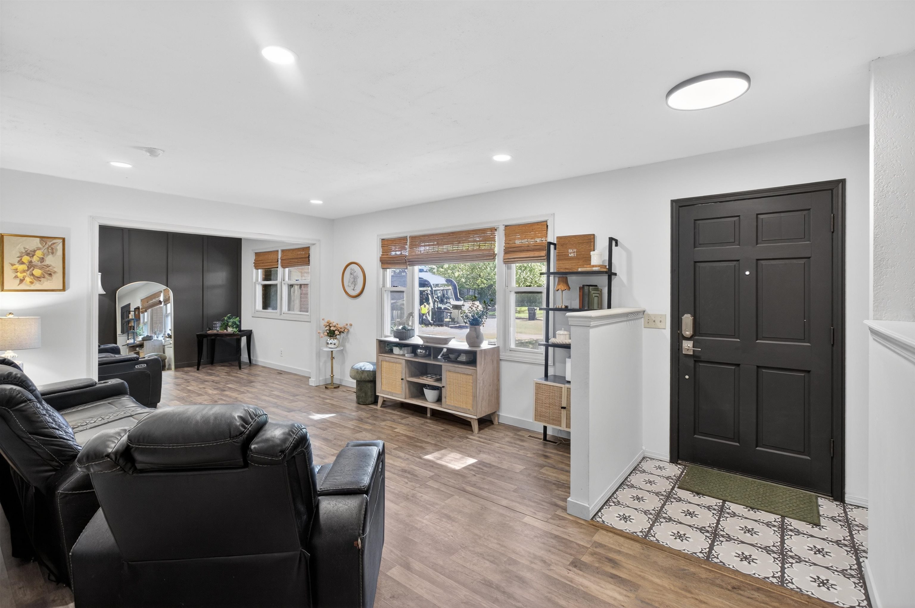 property viewer photo 5