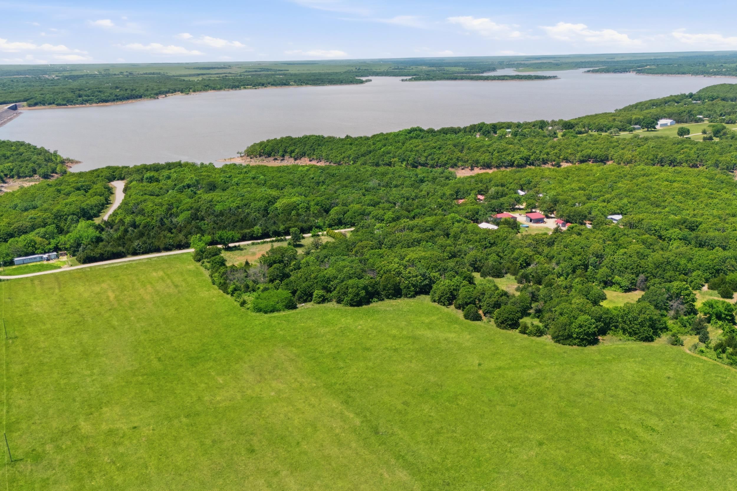 main property photo 12