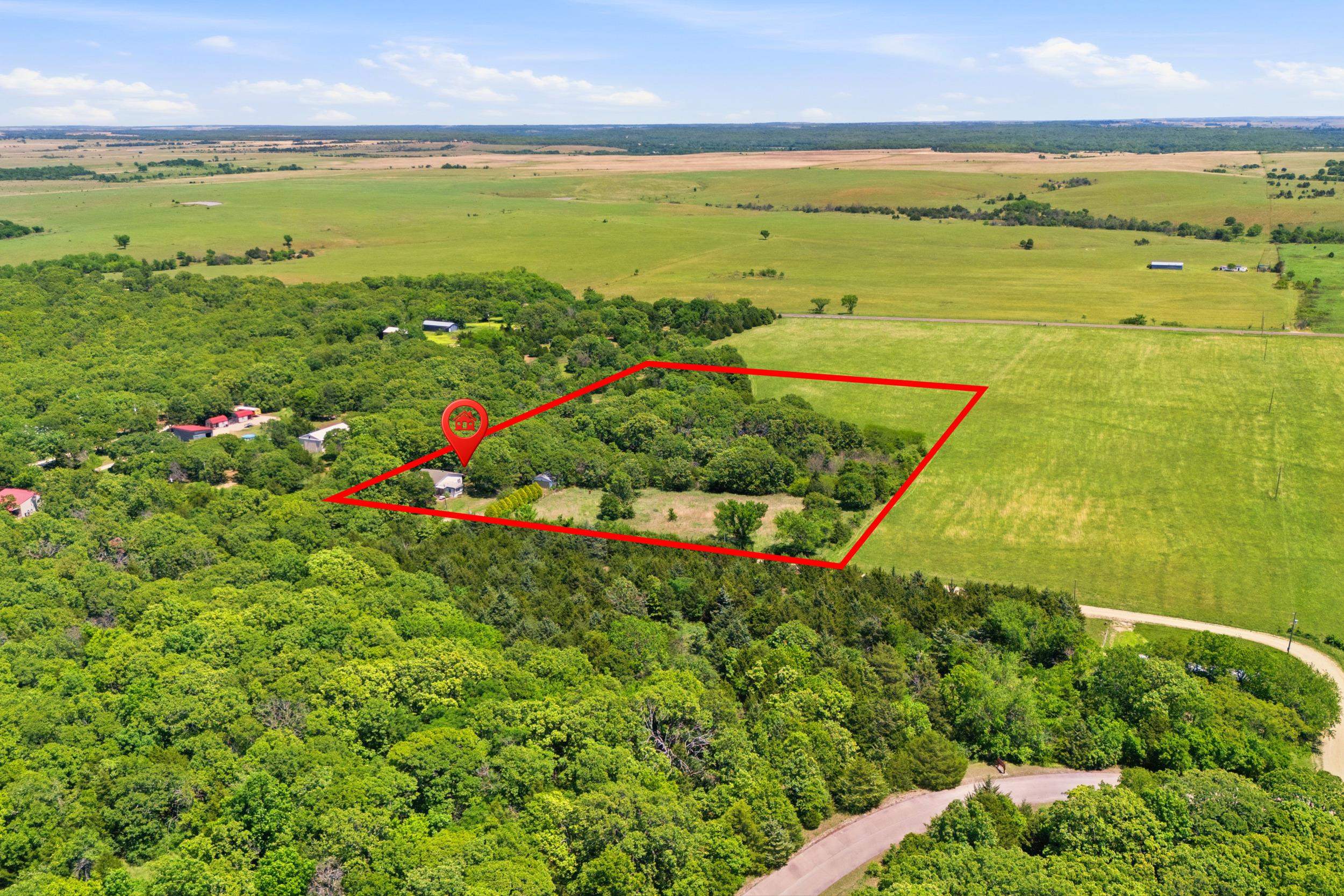 main property photo 19