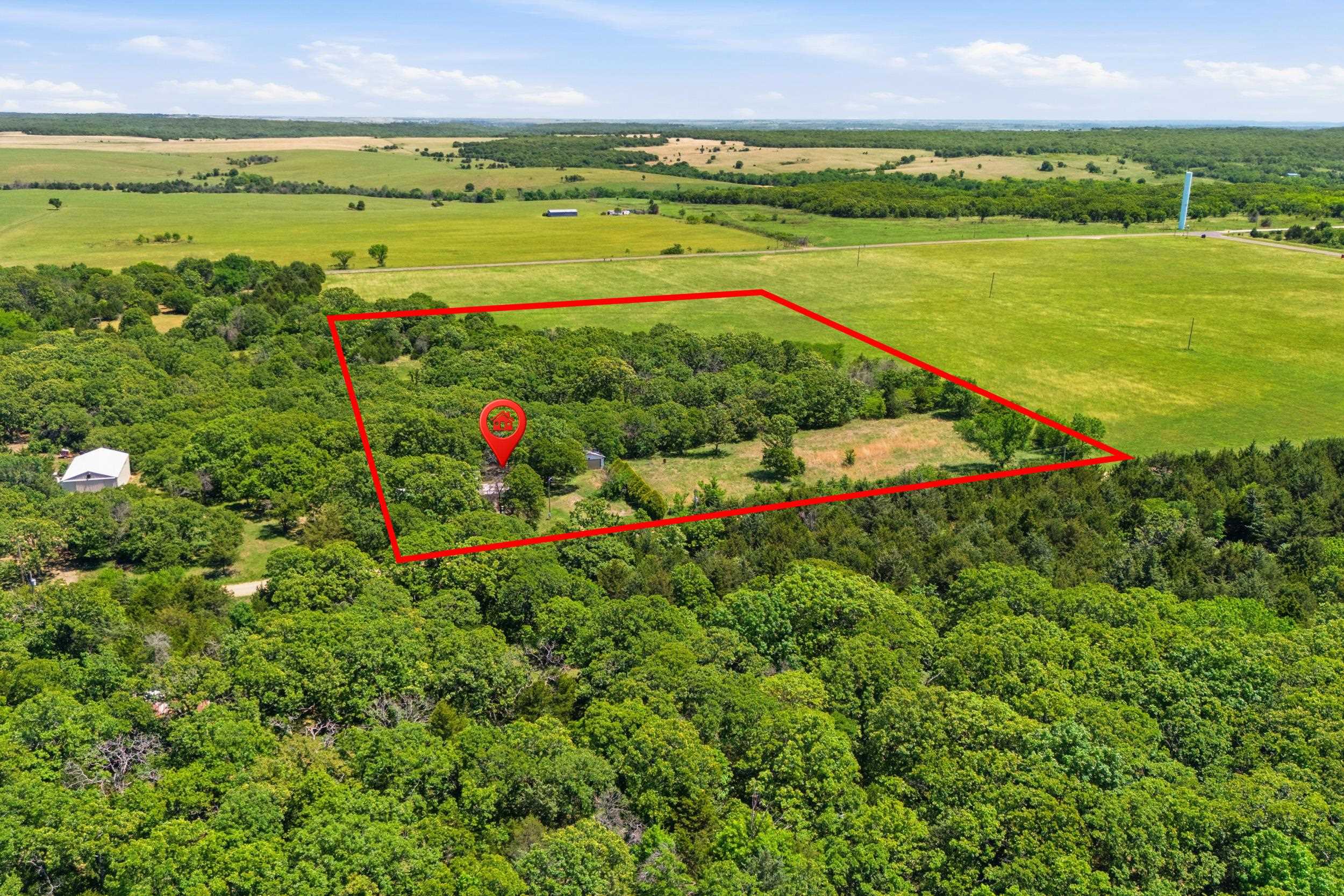 main property photo 25