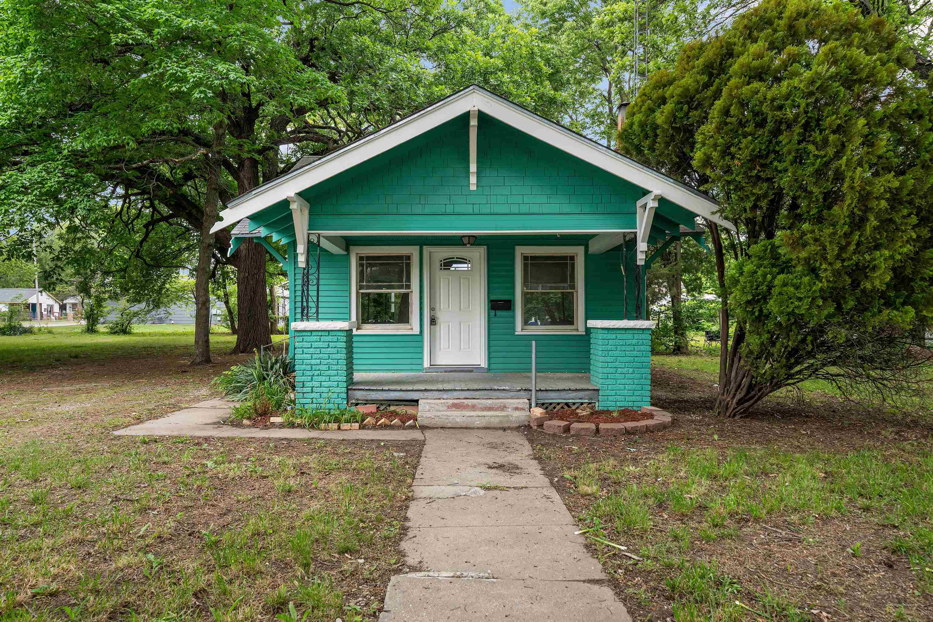 main property photo 1