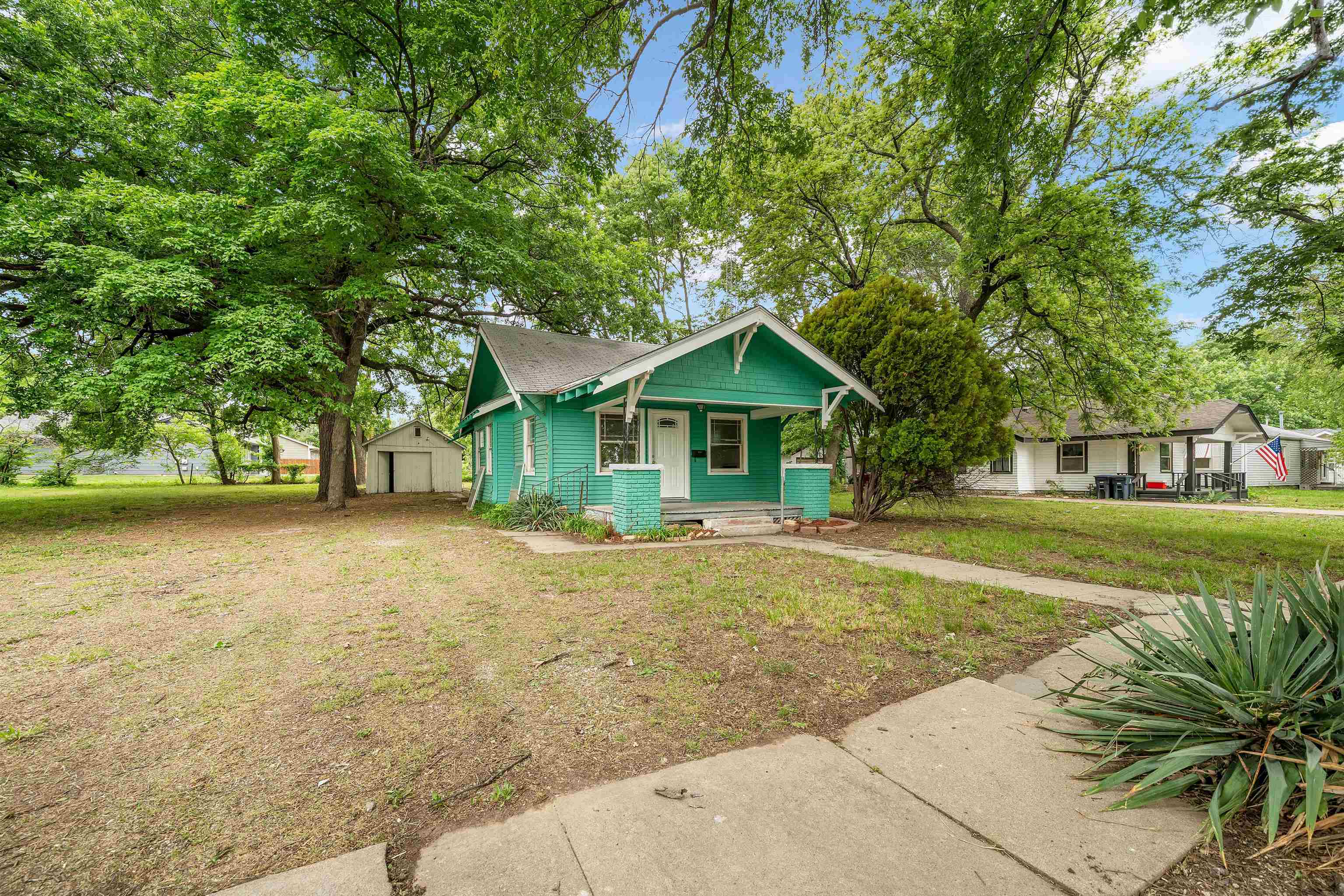 main property photo 31