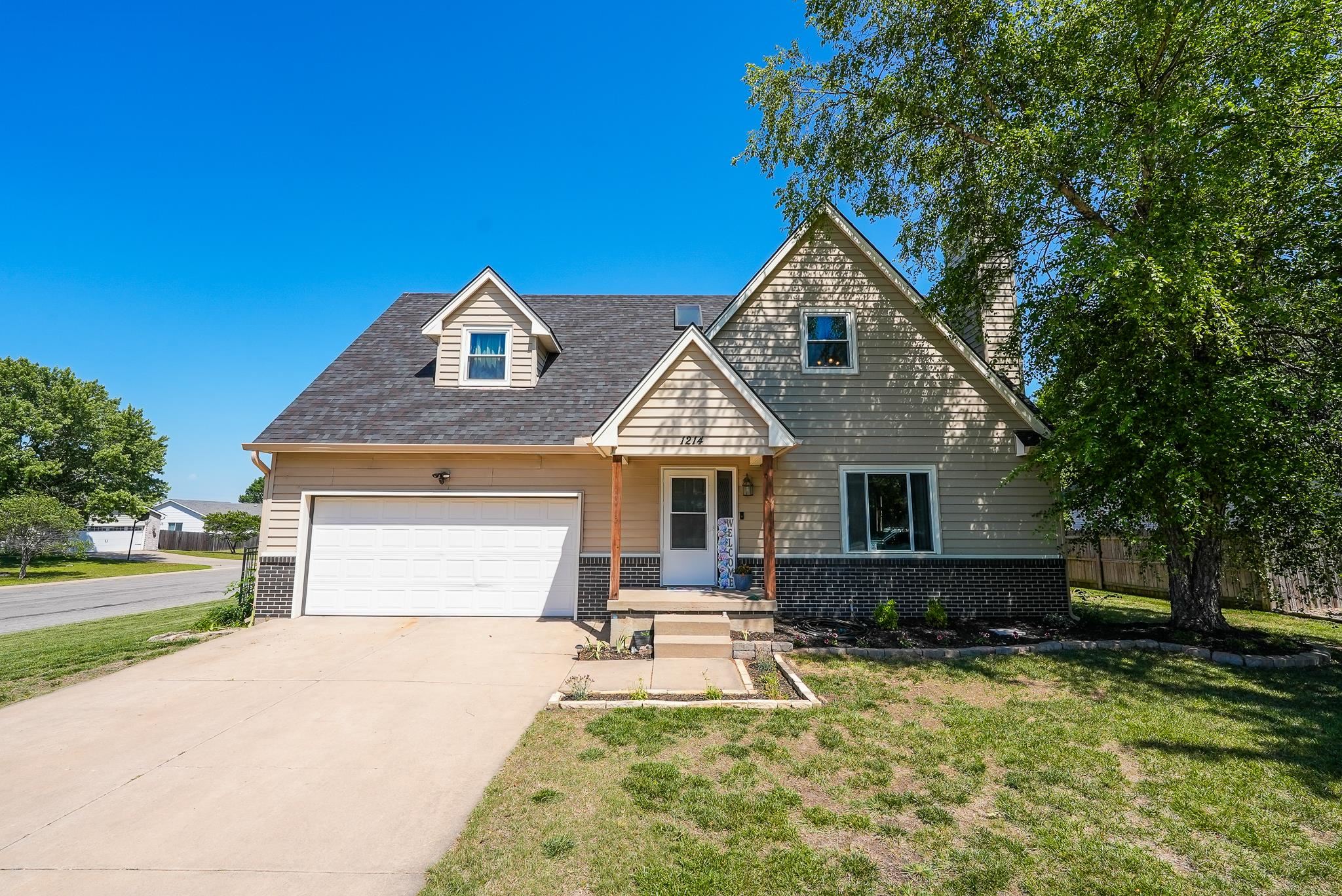 main property photo 2