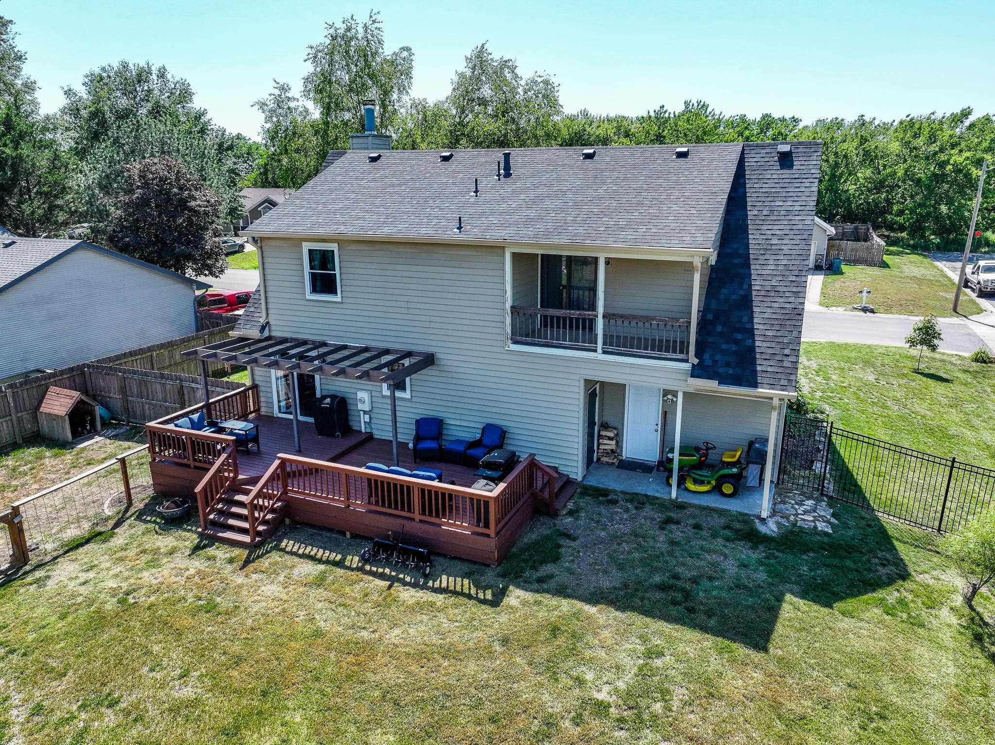 main property photo 31