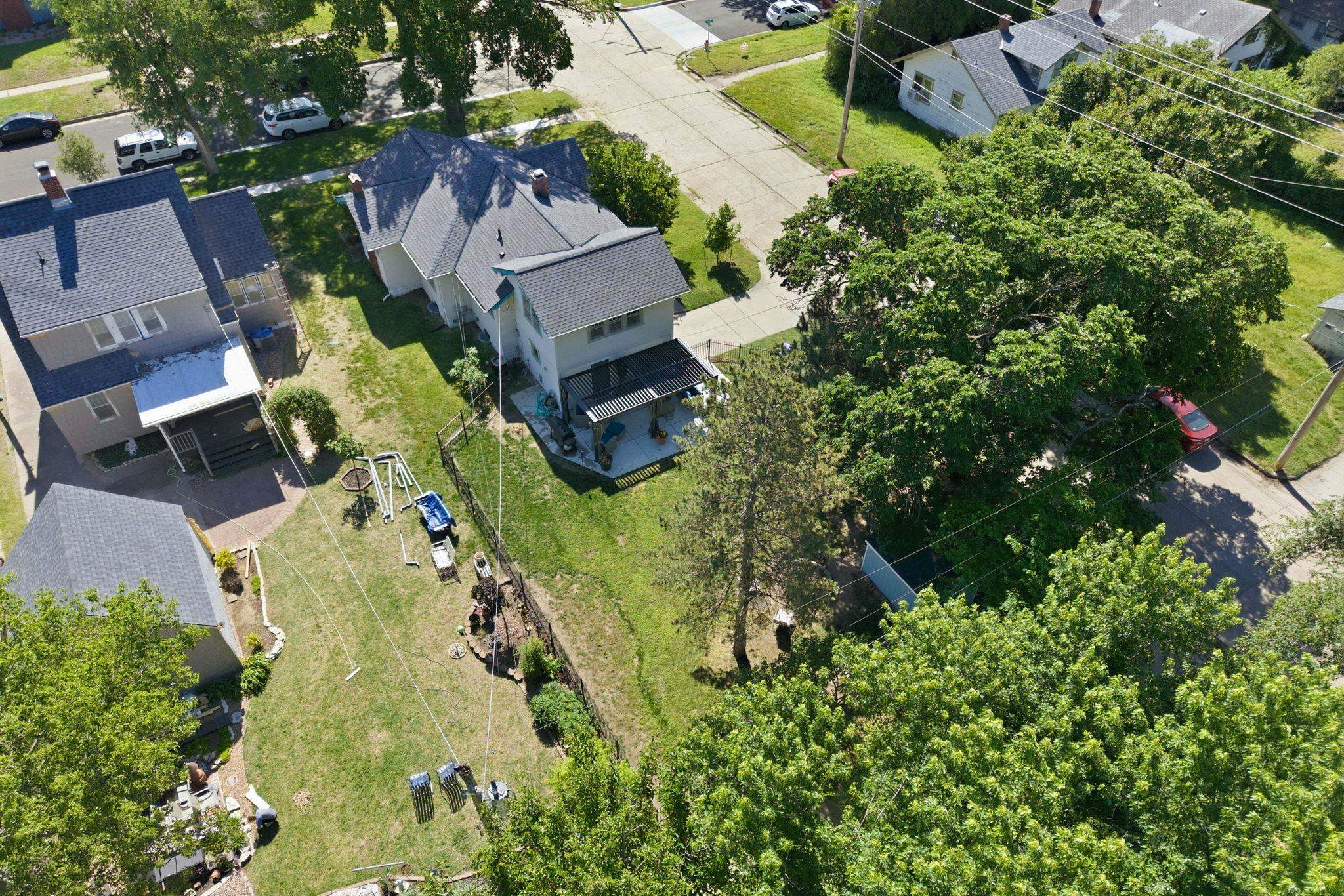 main property photo 22