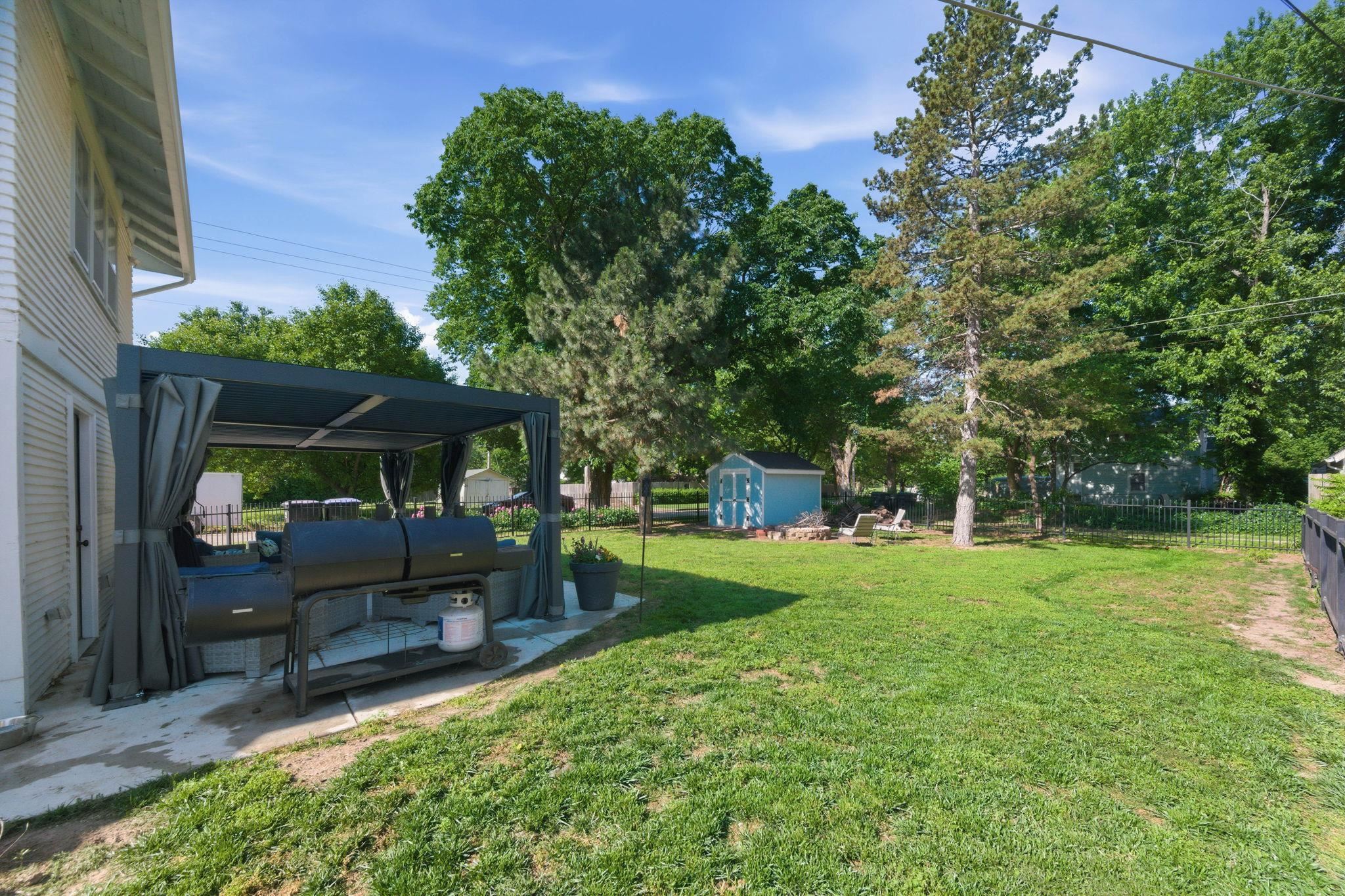 main property photo 24