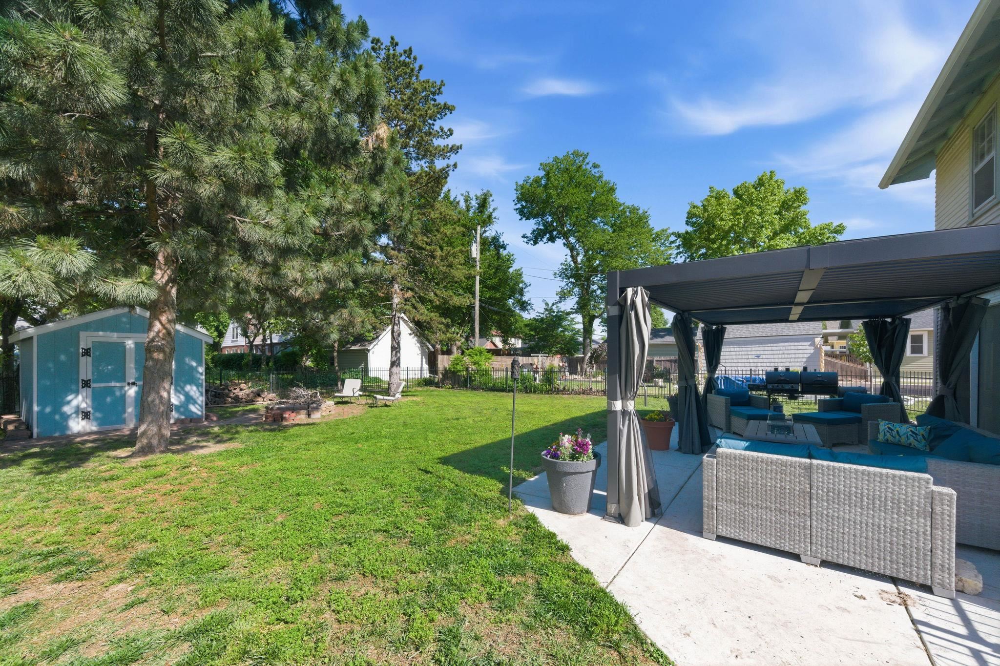 main property photo 25