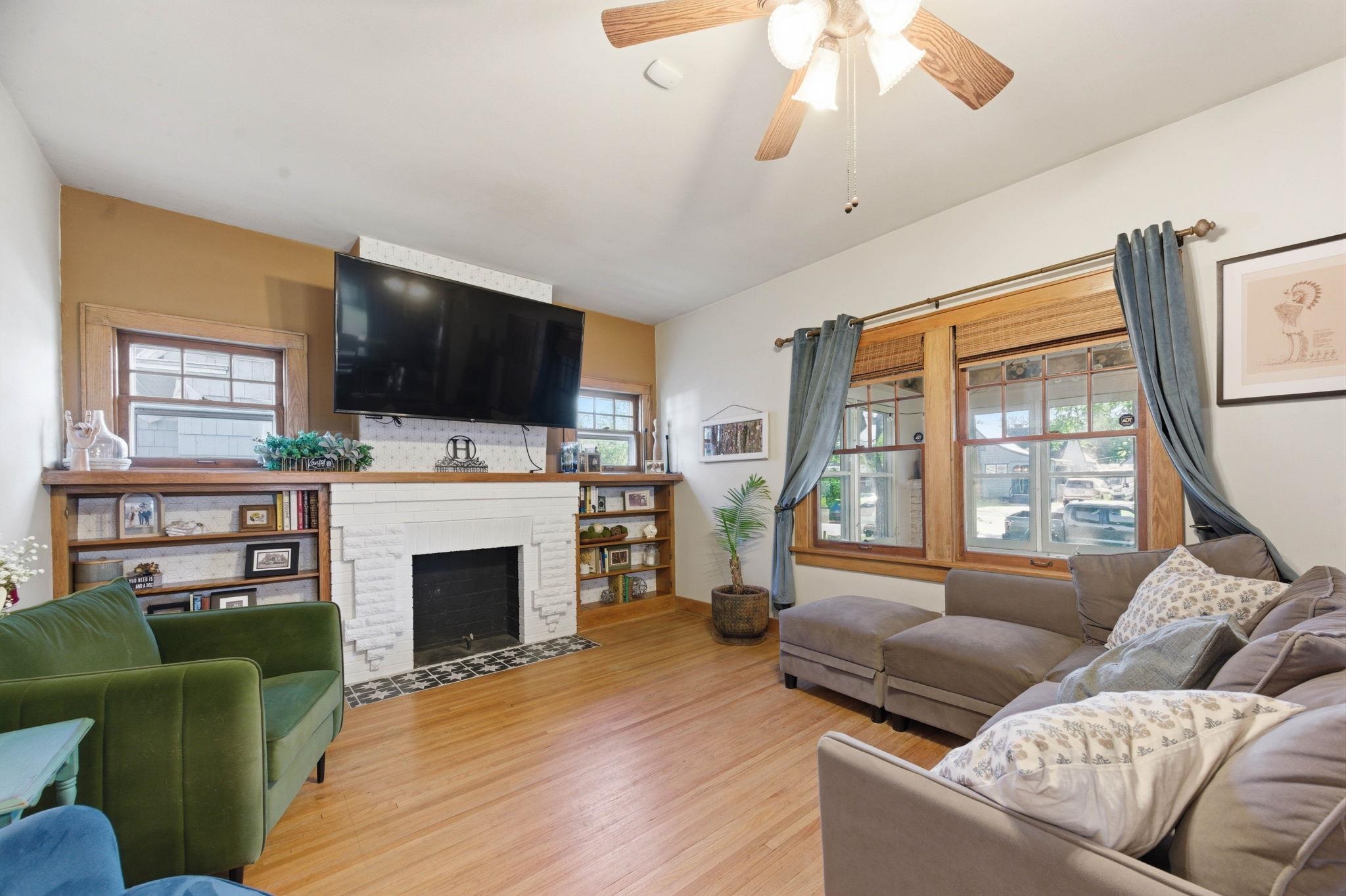 main property photo 6