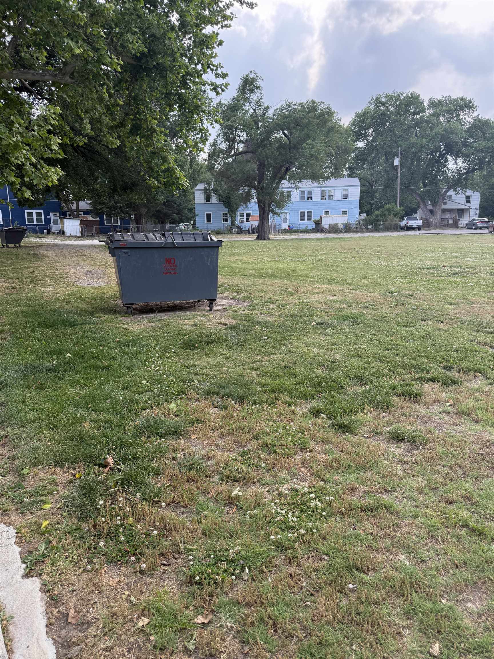 main property photo 3
