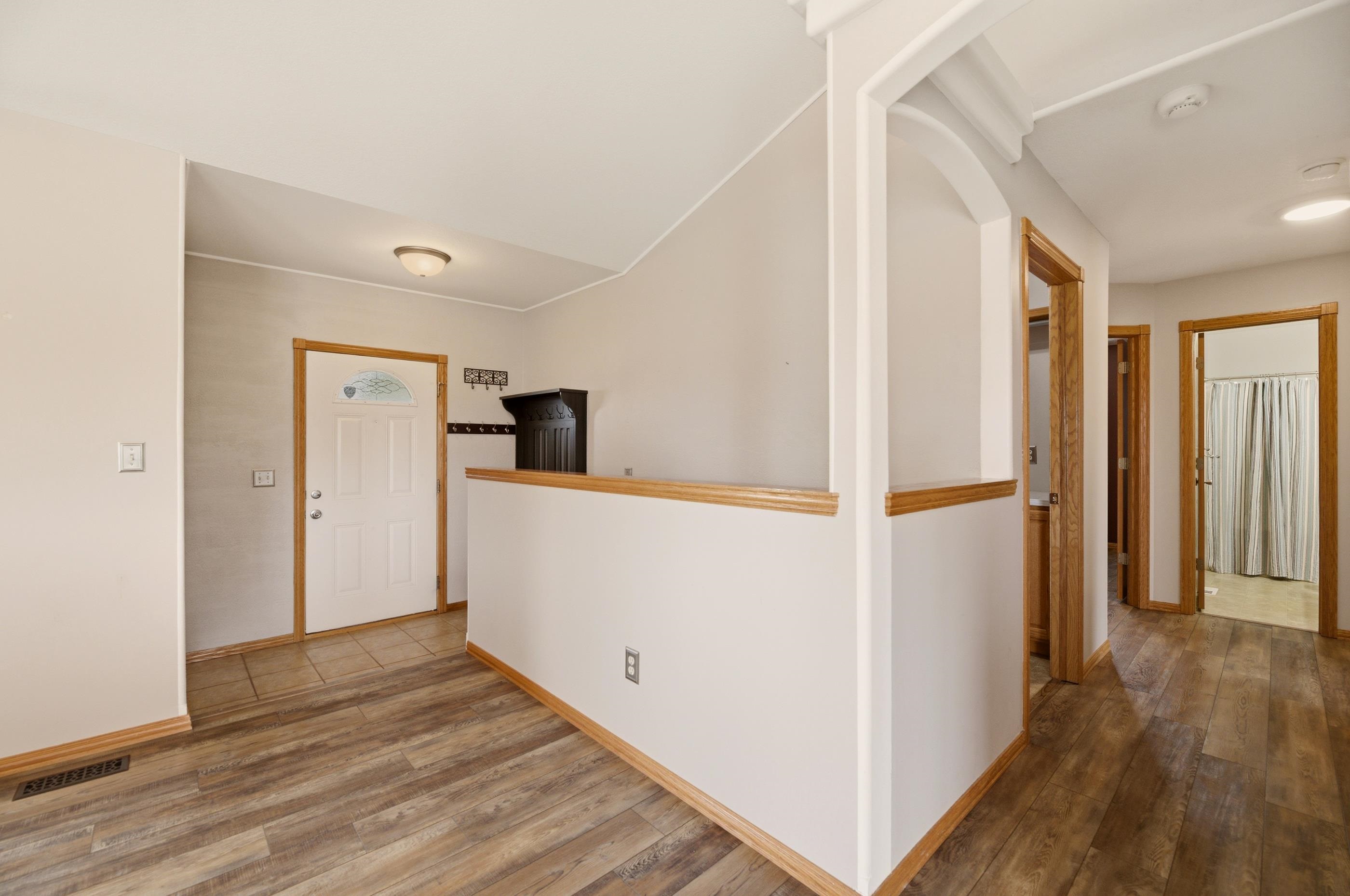 property viewer photo 9