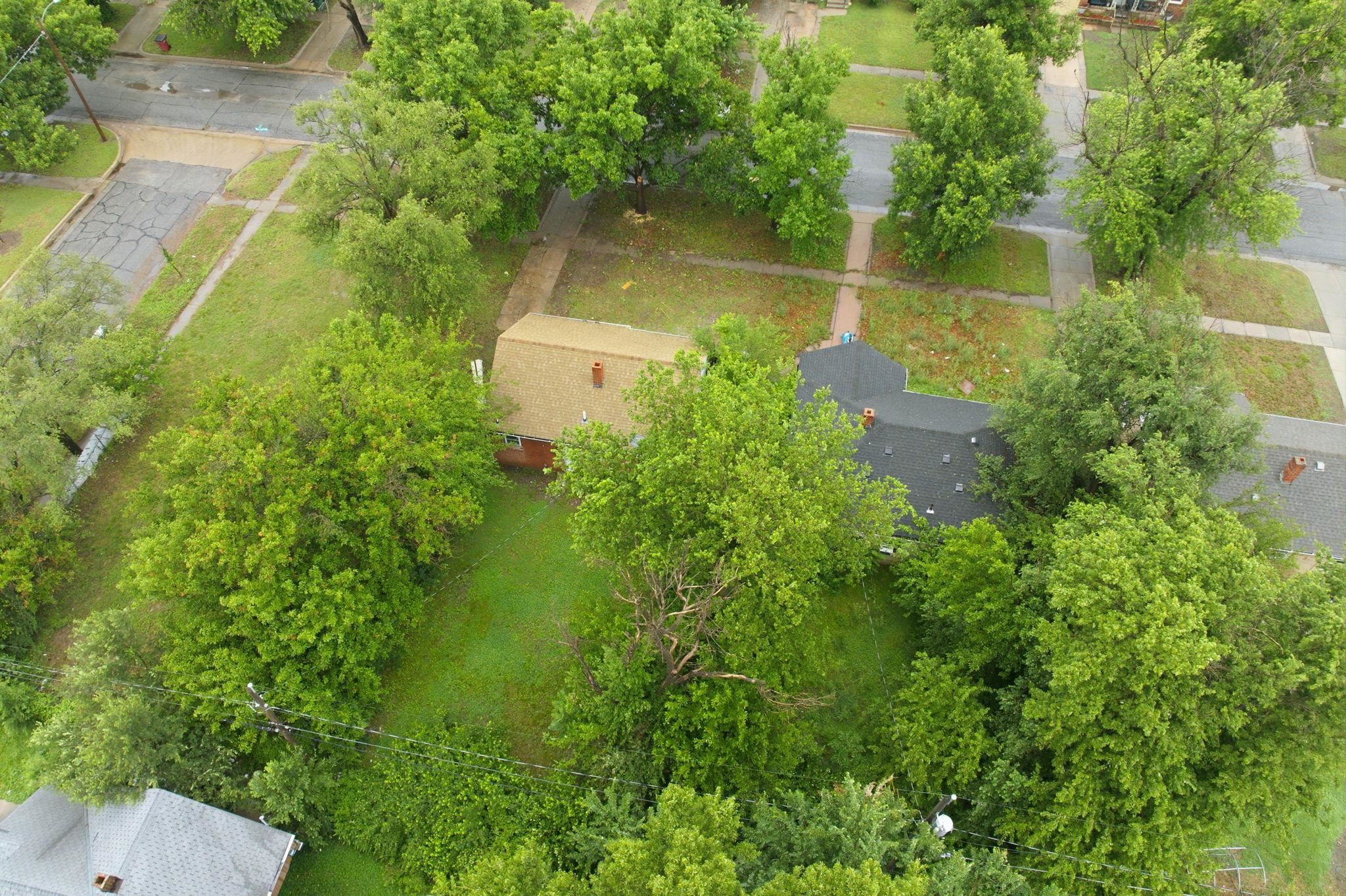 main property photo 23