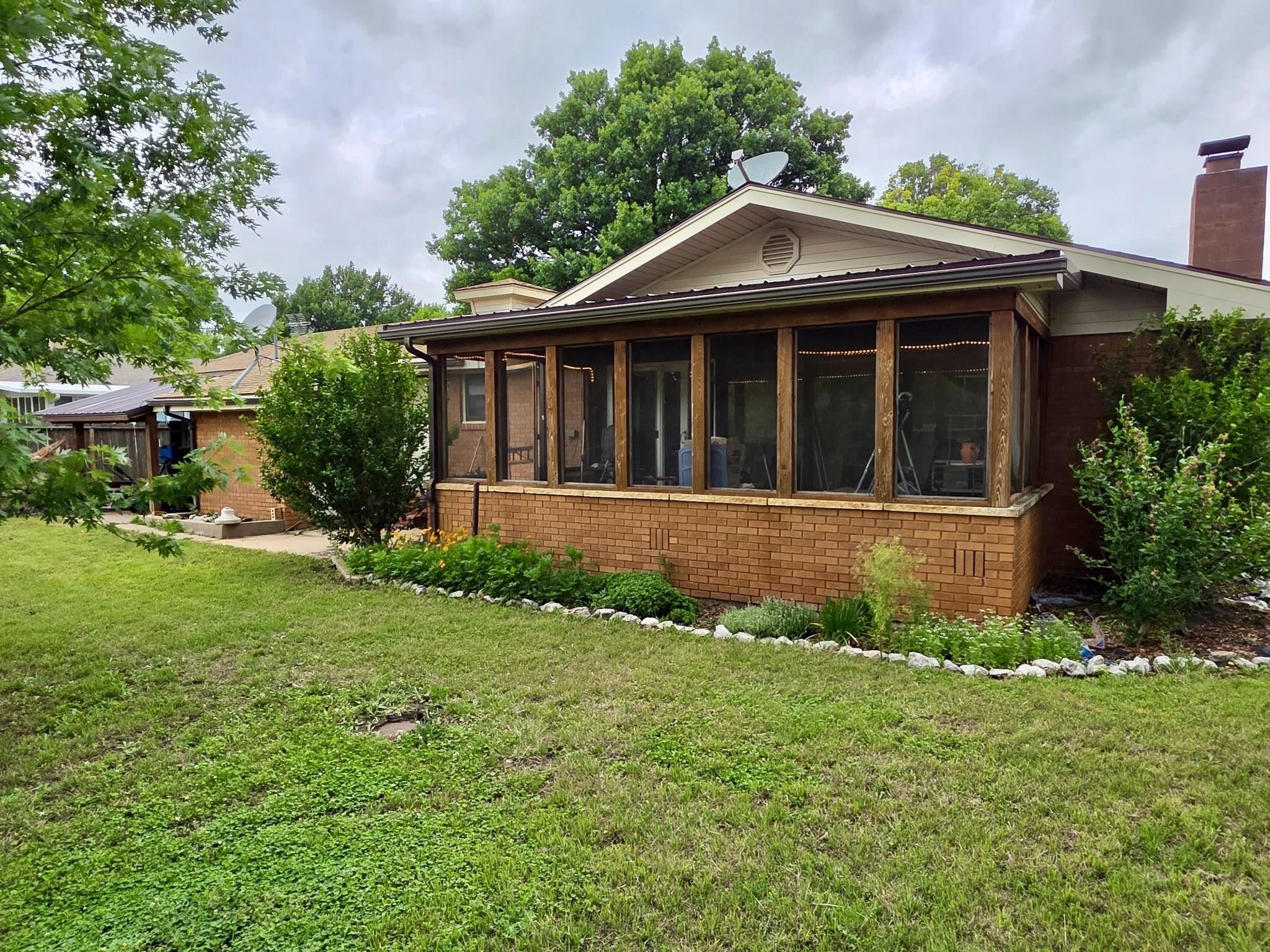 property viewer photo 1