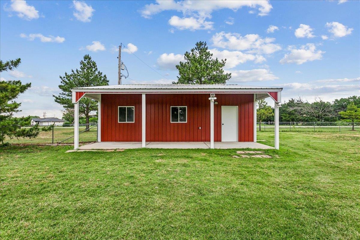 main property photo 26