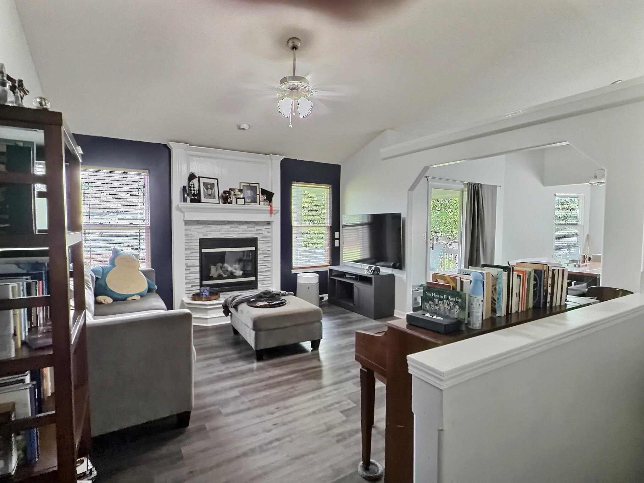 main property photo 2