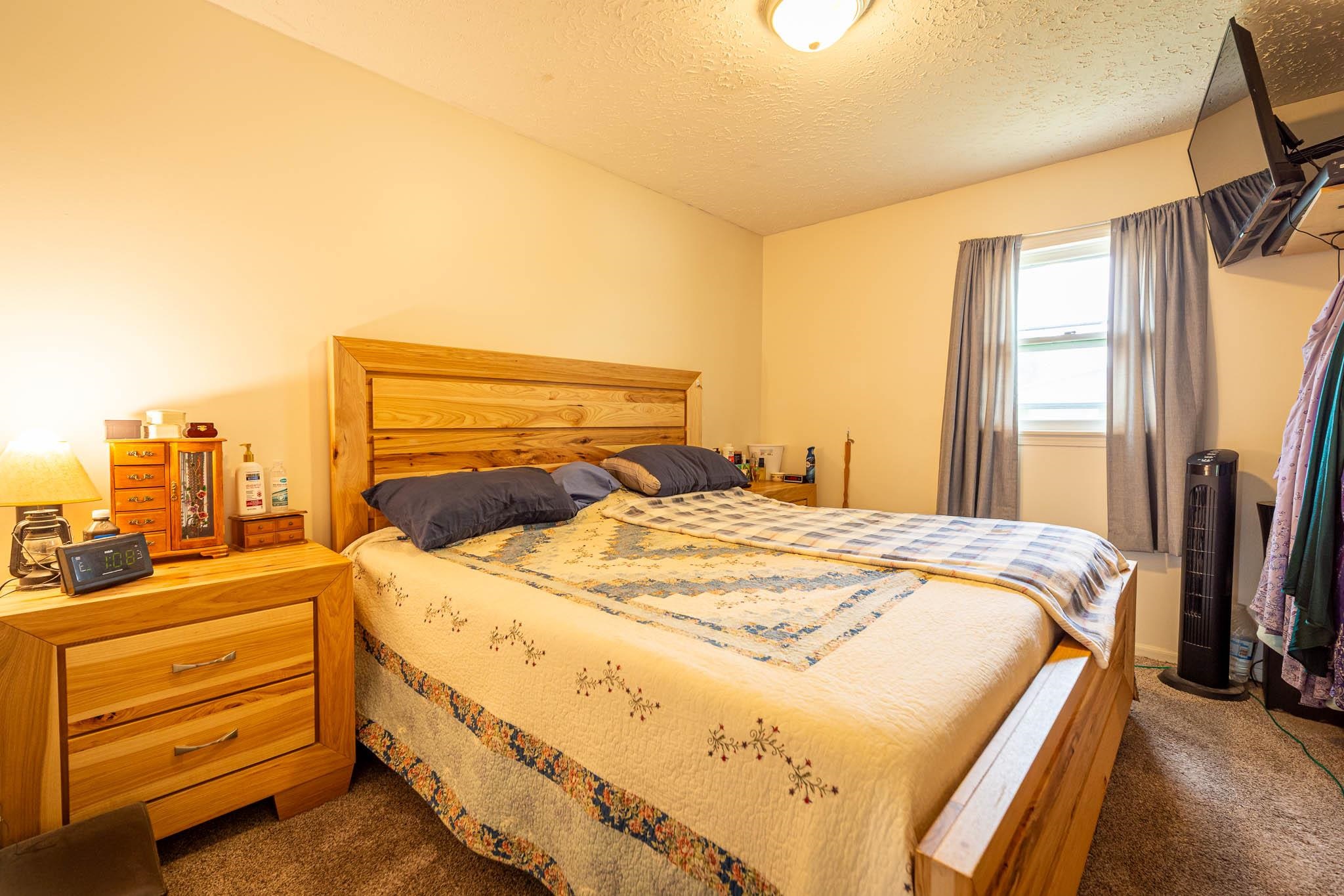 main property photo 7
