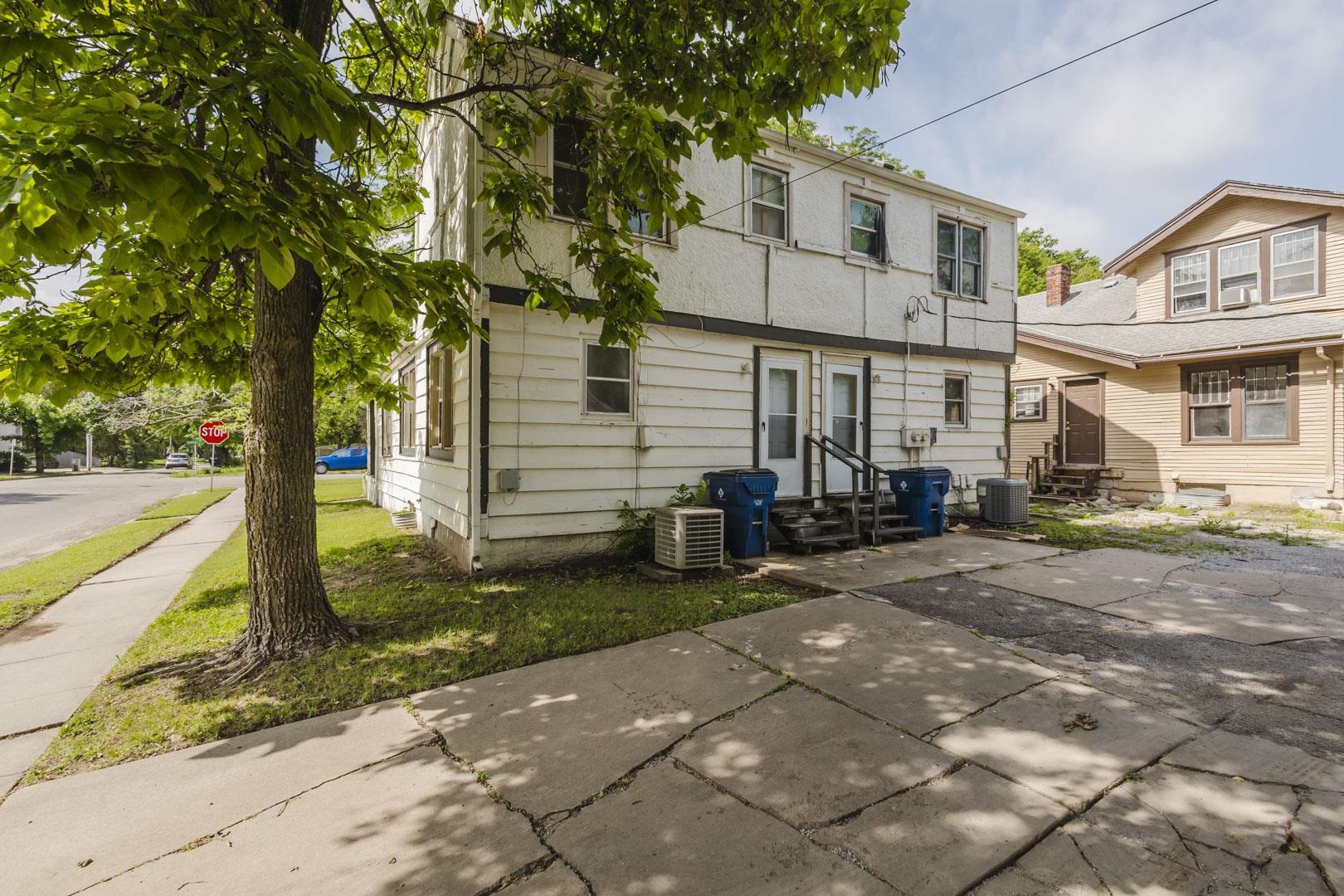 main property photo 19