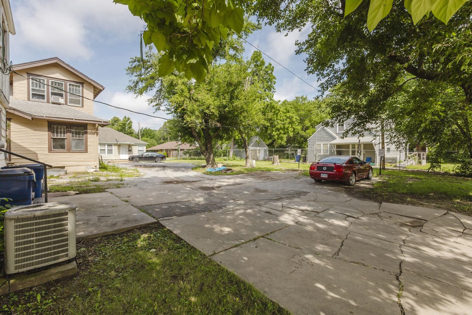 main property photo 23