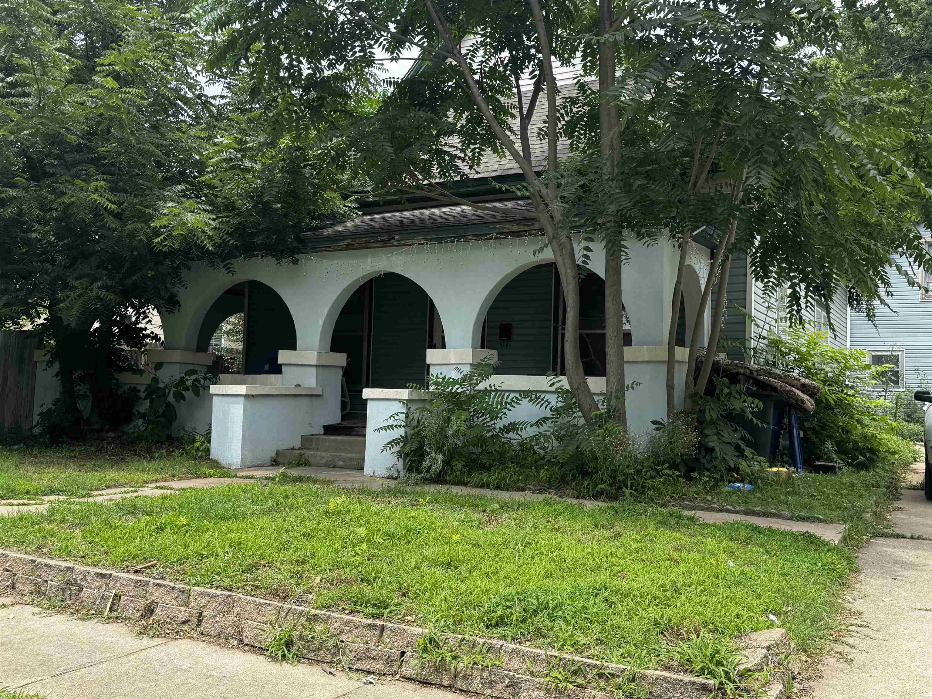 main property photo 2