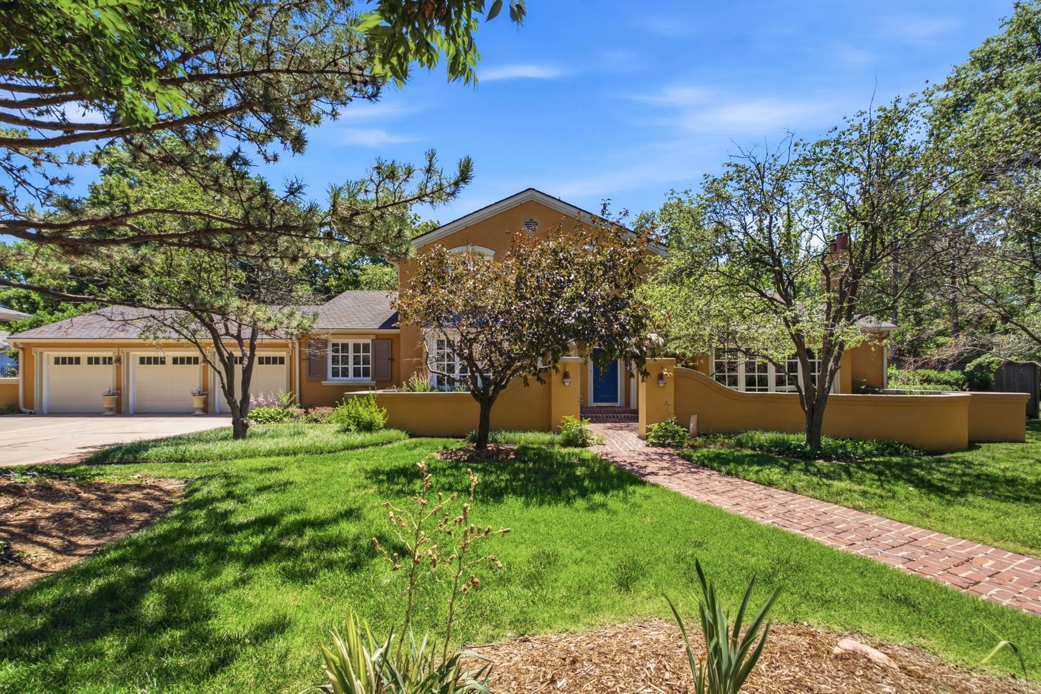 main property photo 0
