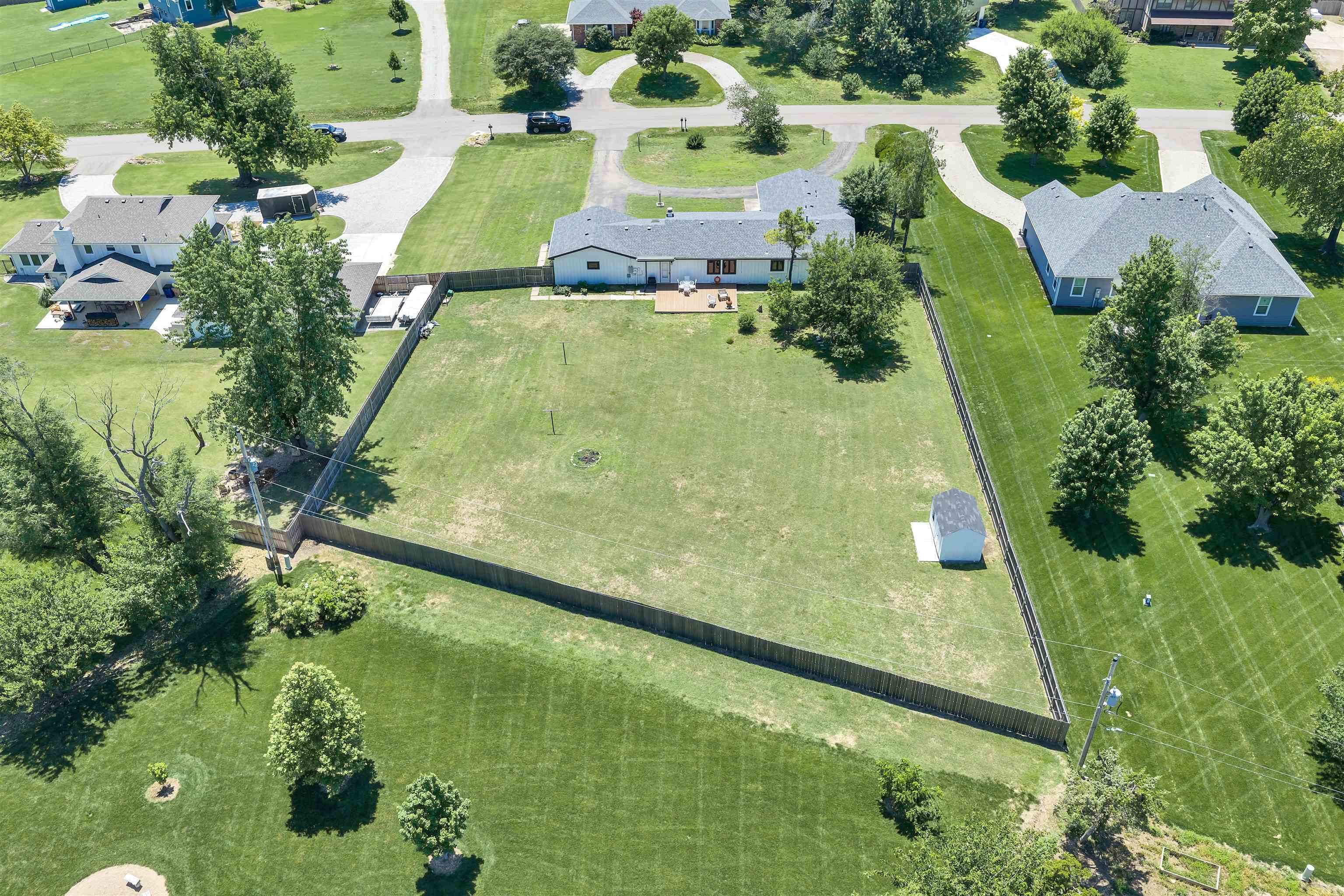 main property photo 22