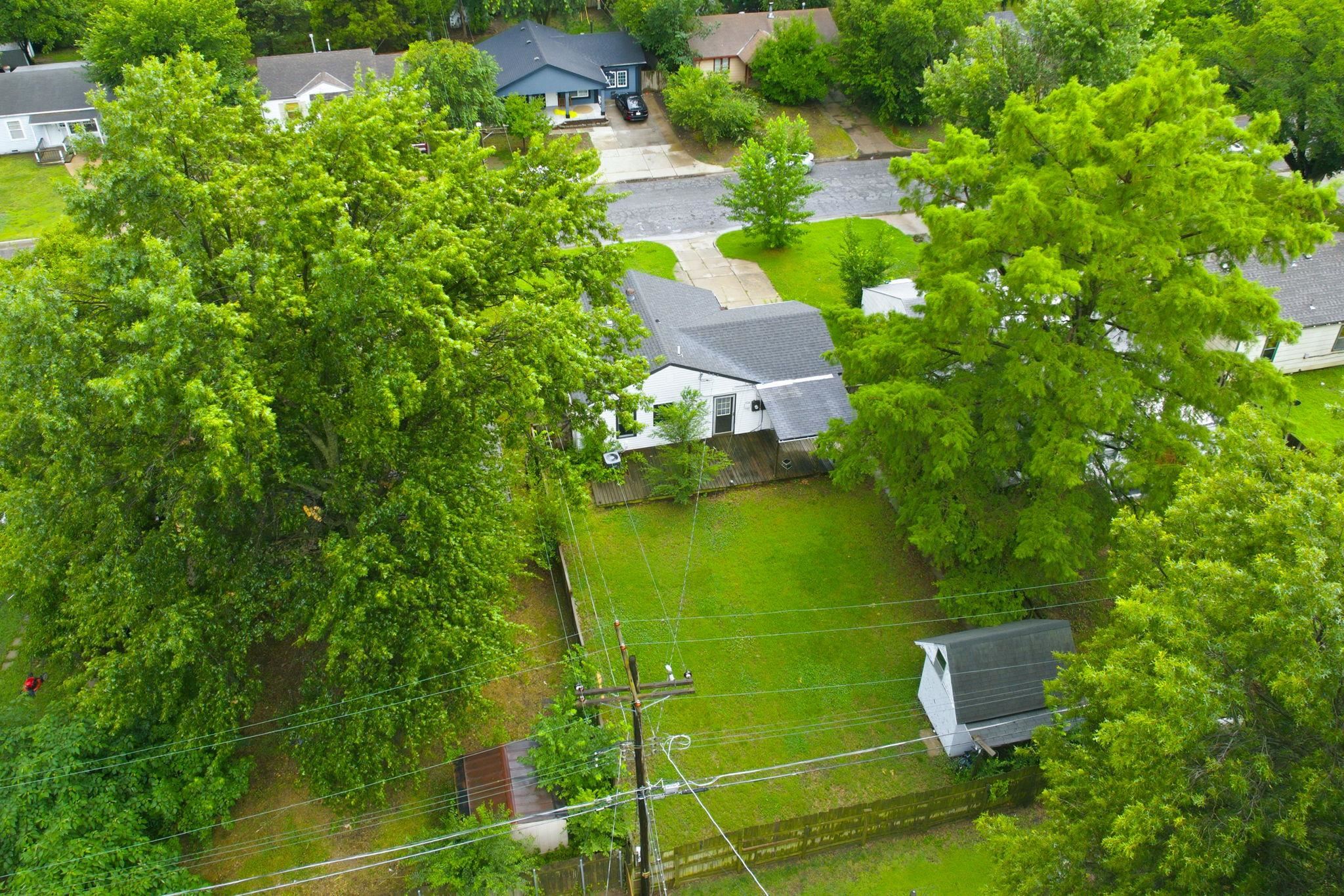 main property photo 28