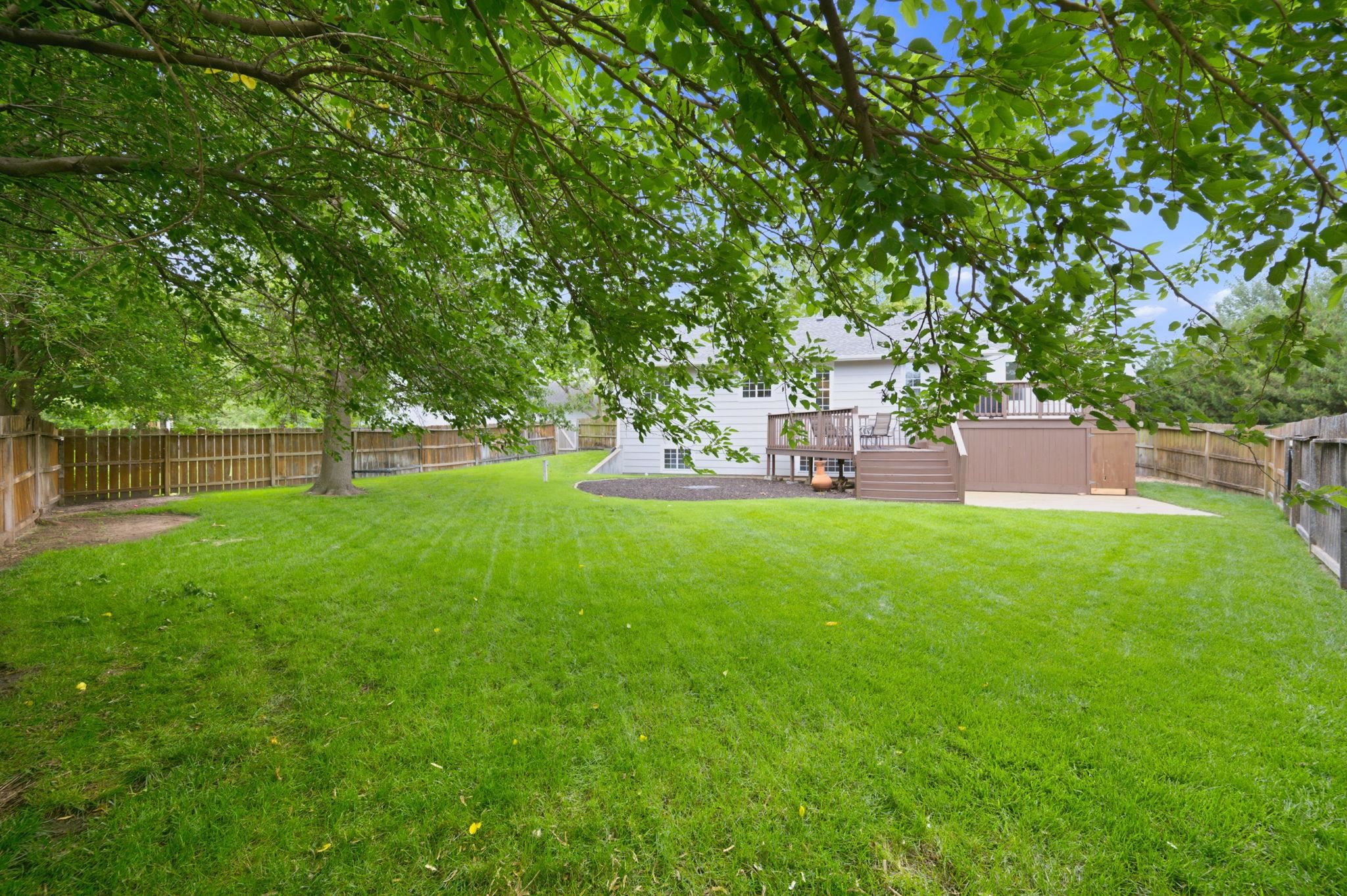 main property photo 33