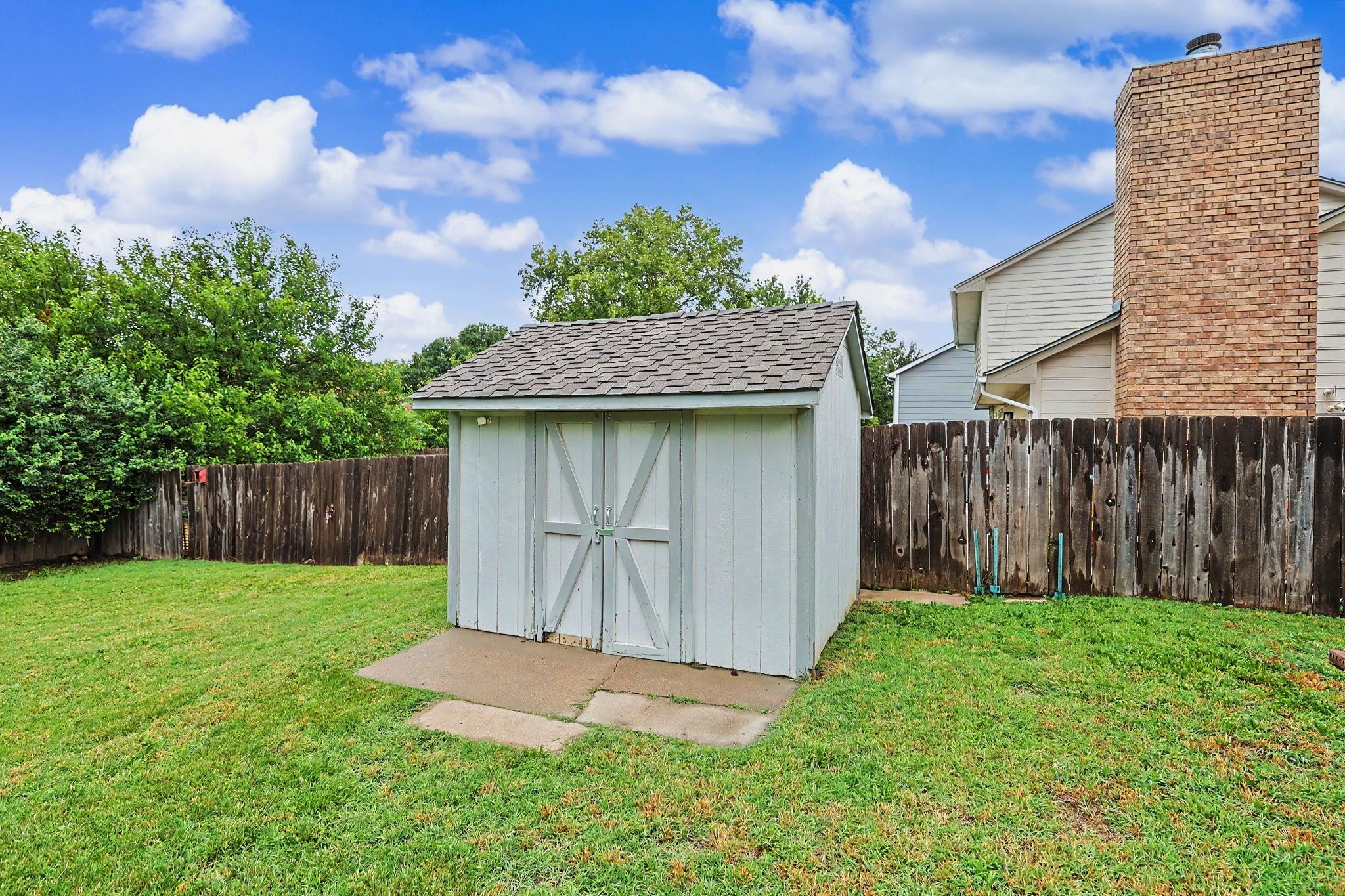 main property photo 31