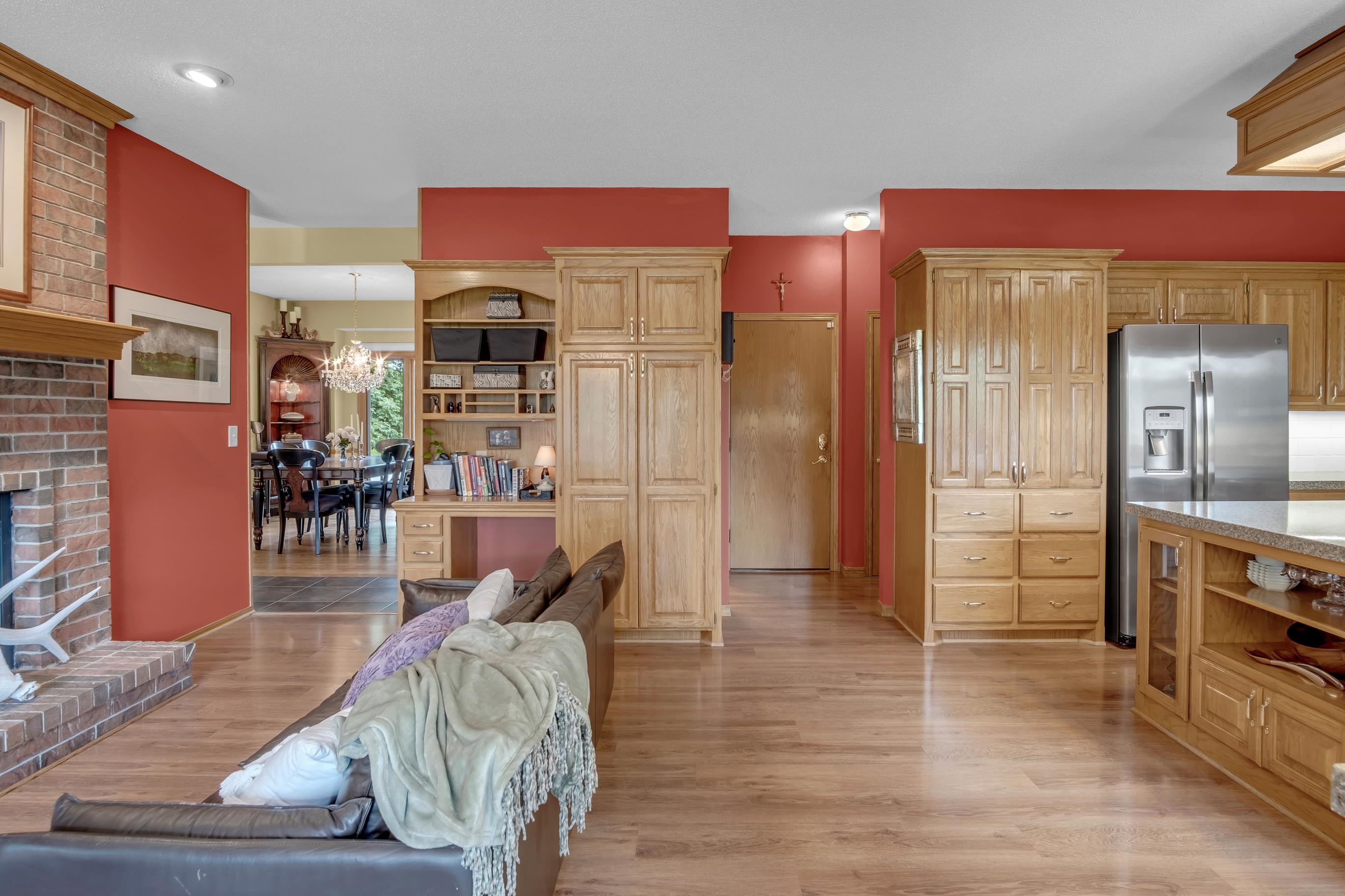 main property photo 6