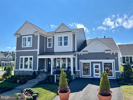 103 Stoic St SE