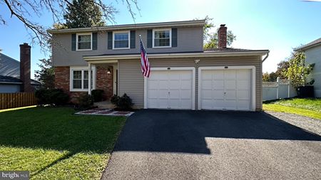 105 Appletree Dr NE