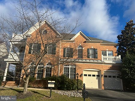 19218 Mill Site Pl