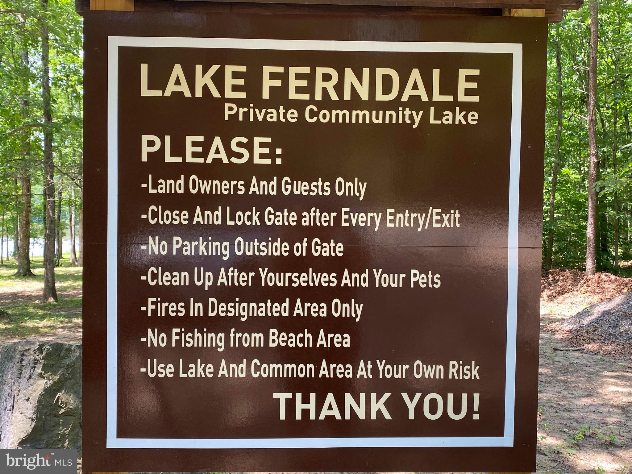 Lake Ferndale Drive, Springfield, WV 26763