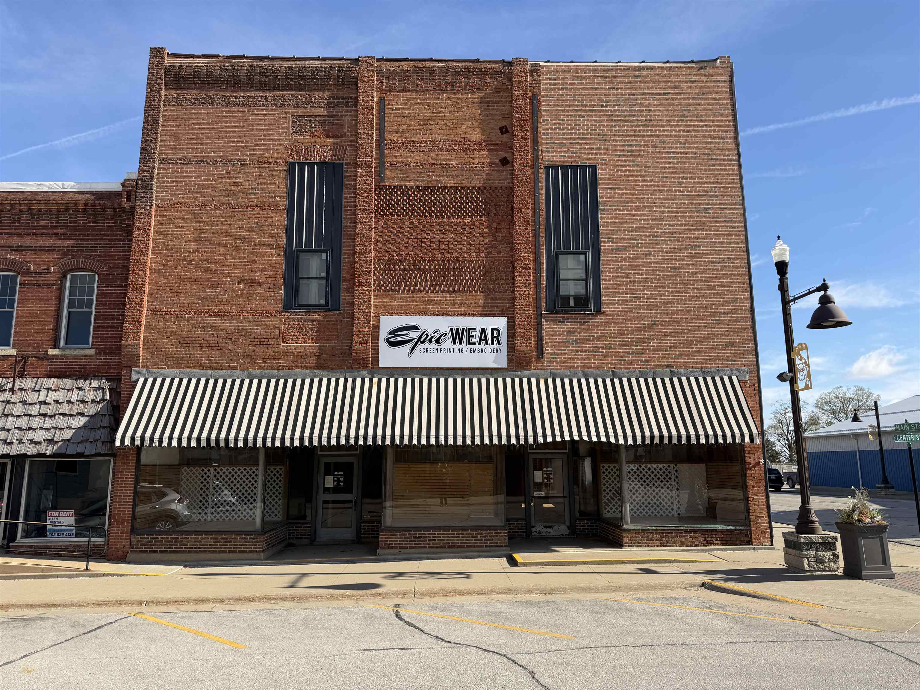 100 W Center St, Monona, IA 52159